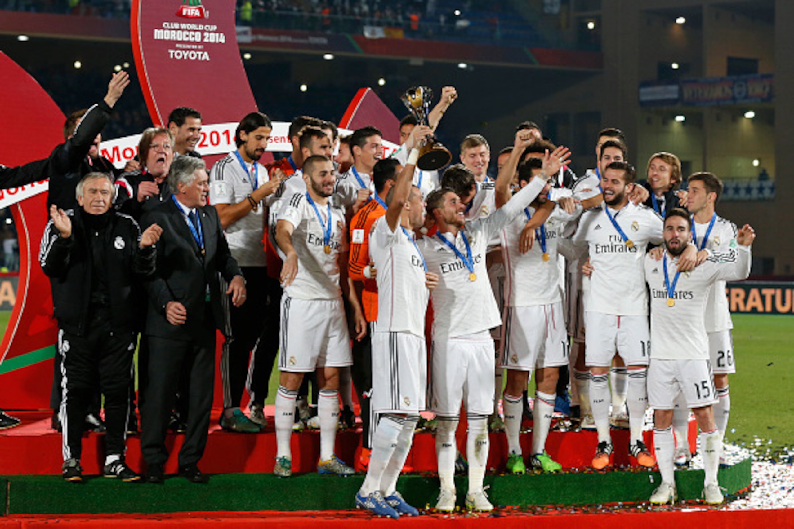 MARRAKECH, MOROCCO - DECEMBER 20: The Real Madrid CF celebrate with the FIFA Club World Cup trophy during a presentation ceremony after the FIFA Club World Cup Final match between Real Madrid CF and San Lorenzo at Le Grand Stade de Marrakech on December 2
