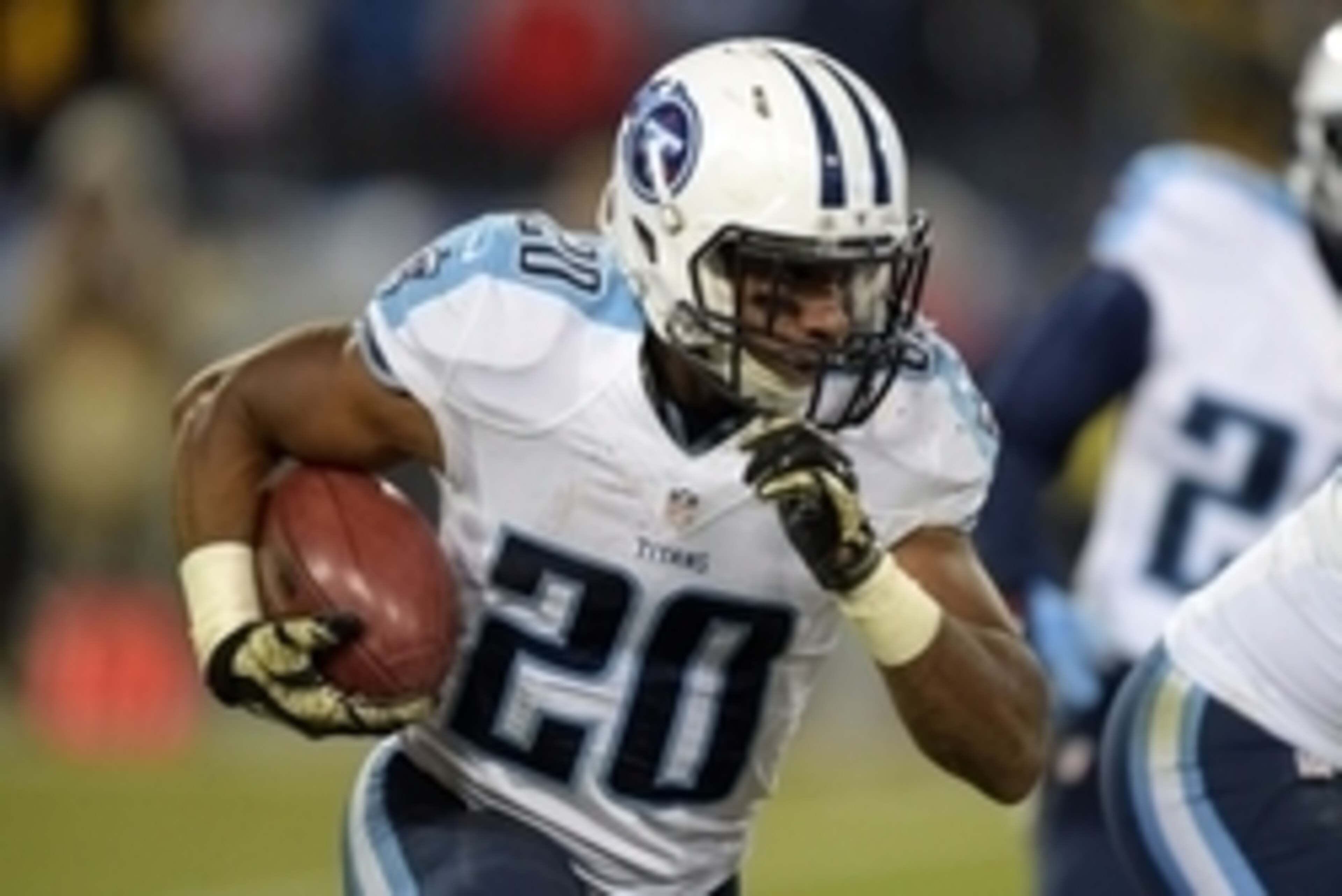 Nov 17, 2014; Nashville, TN, USA; Tennessee Titans running back Bishop Sankey (20) carries the ball against the Pittsburgh Steelers at LP Field. The Steelers defeated the Titans 27-24. Mandatory Credit: Kirby Lee-USA TODAY Sports Nov 17, 2014; Nashville, TN, USA; Tennessee Titans running back Bishop Sankey (20) carries the ball against the Pittsburgh Steelers at LP Field. The Steelers defeated the Titans 27-24. Mandatory Credit: Kirby Lee-USA TODAY Sports