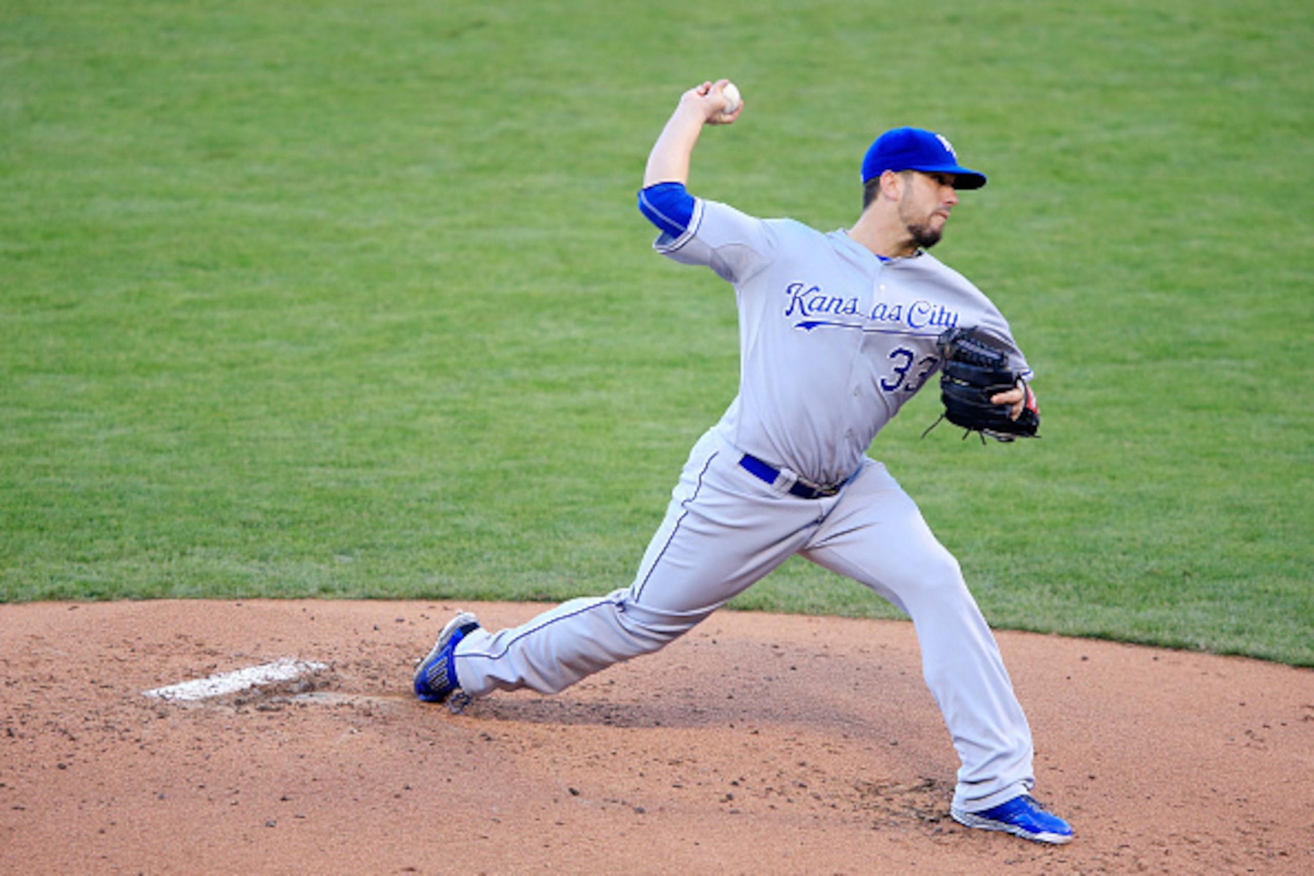 SAN FRANCISCO, CA - OCTOBER 26:  James Shields #33 of the Kansas City Royals pitches in the first inning against the San Francisco Giants during Game Five of the 2014 World Series at AT&T Park on October 26, 2014 in San Francisco, California.  (Photo by J