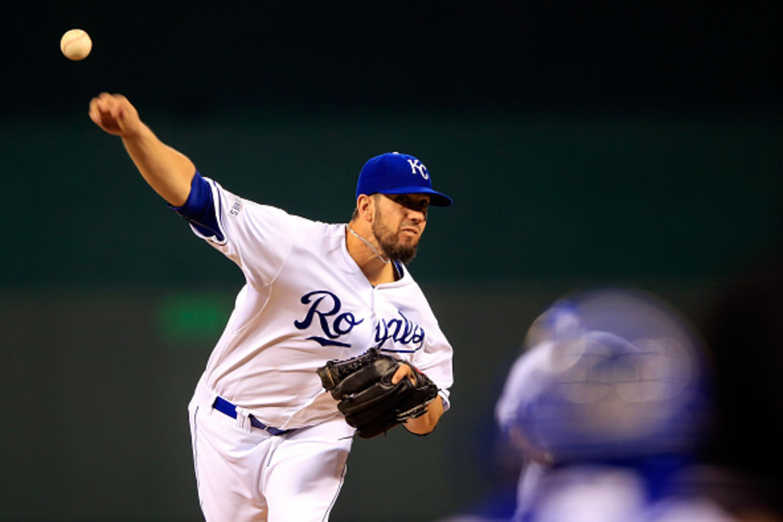 KANSAS CITY, MO - OCTOBER 21:  James Shields #33 of the Kansas City Royals throws the first pitch of the game during Game One of the 2014 World Series at Kauffman Stadium on October 21, 2014 in Kansas City, Missouri.  (Photo by Jamie Squire/Getty Images)