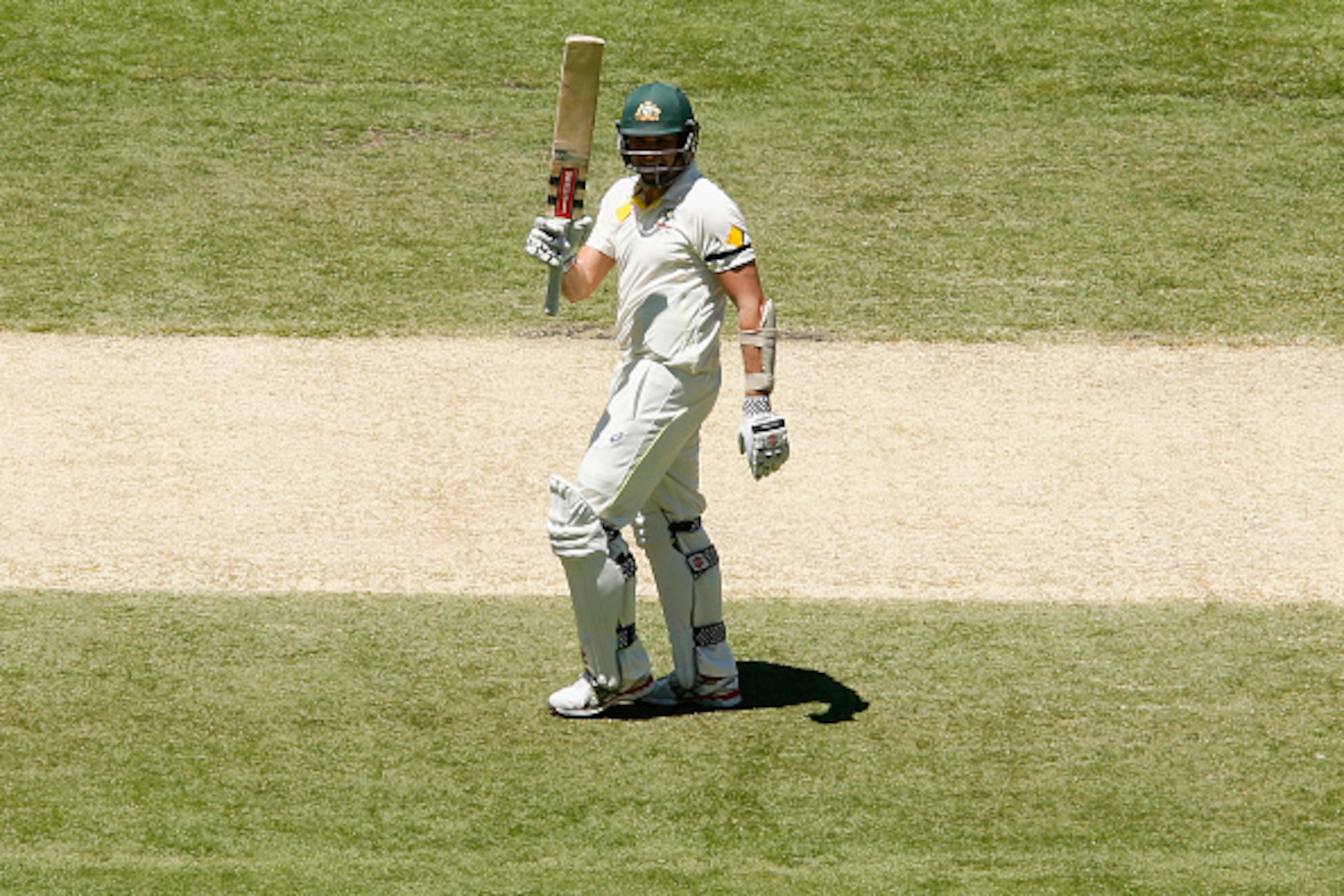 MELBOURNE, AUSTRALIA - DECEMBER 27: Ryan Harris of Australia raises his bat after scoring 50 runs during day two of the Third Test match between Australia and India at Melbourne Cricket Ground on December 27, 2014 in Melbourne, Australia. (Photo by Darr MELBOURNE, AUSTRALIA - DECEMBER 27: Ryan Harris of Australia raises his bat after scoring 50 runs during day two of the Third Test match between Australia and India at Melbourne Cricket Ground on December 27, 2014 in Melbourne, Australia. (Photo by Darr
