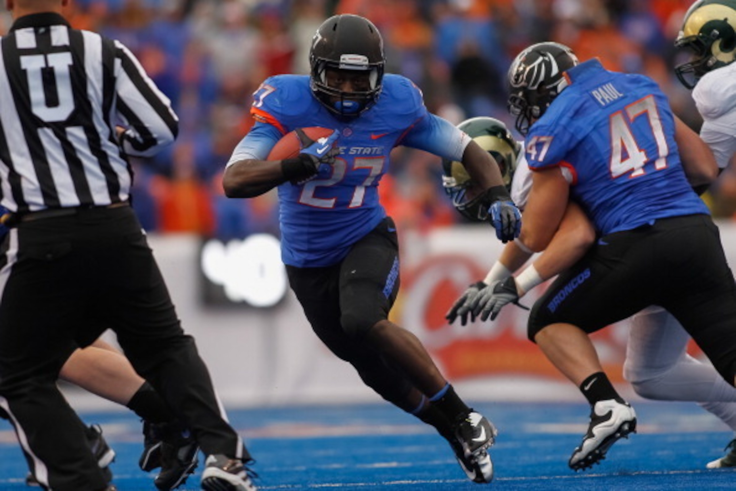 BOISE, ID - NOVEMBER 17:  Jay Ajayi #27 of the Boise State Broncos runs the ball against the Colorado State Rams at Bronco Stadium on November 17, 2012 in Boise, Idaho.  (Photo by Otto Kitsinger III/Getty Images)