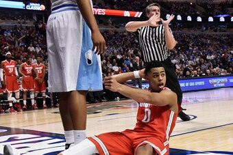 CHICAGO, IL- DECEMBER 20: D'Angelo Russell #0 of the Ohio State Buckeyes reacts after being fouled by the North Carolina Tar Heels during the second half of the CBS Sports Classic on December 20, 2014 at the United Center in Chicago, Illinois. The North C