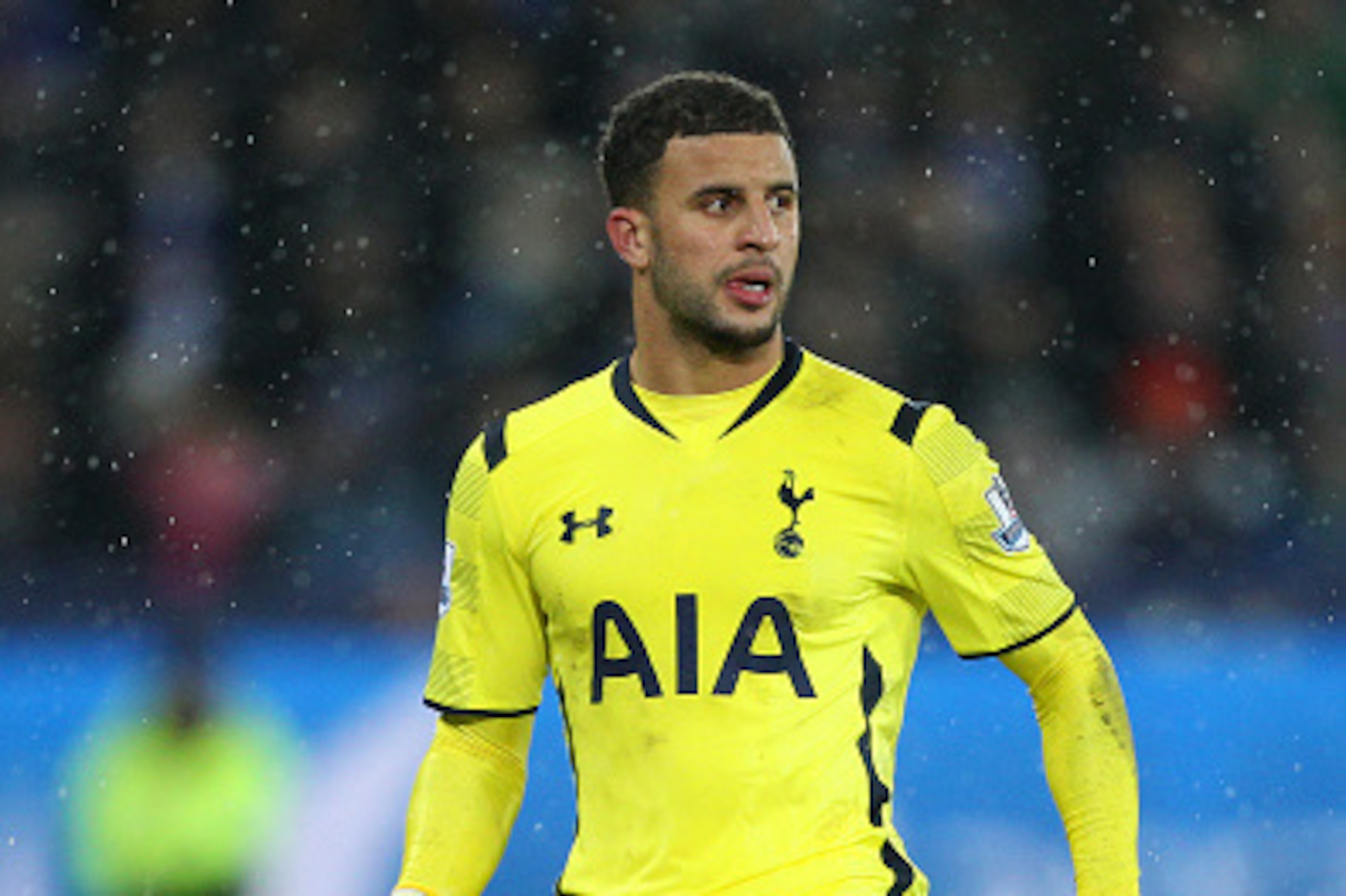 LEICESTER, ENGLAND - DECEMBER 26:  Kyle Walker of Spurs in action during the Barclays Premier League match between Leicester City and Tottenham Hotspur at The King Power Stadium on December 26, 2014 in Leicester, England.  (Photo by Ben Hoskins/Getty Imag