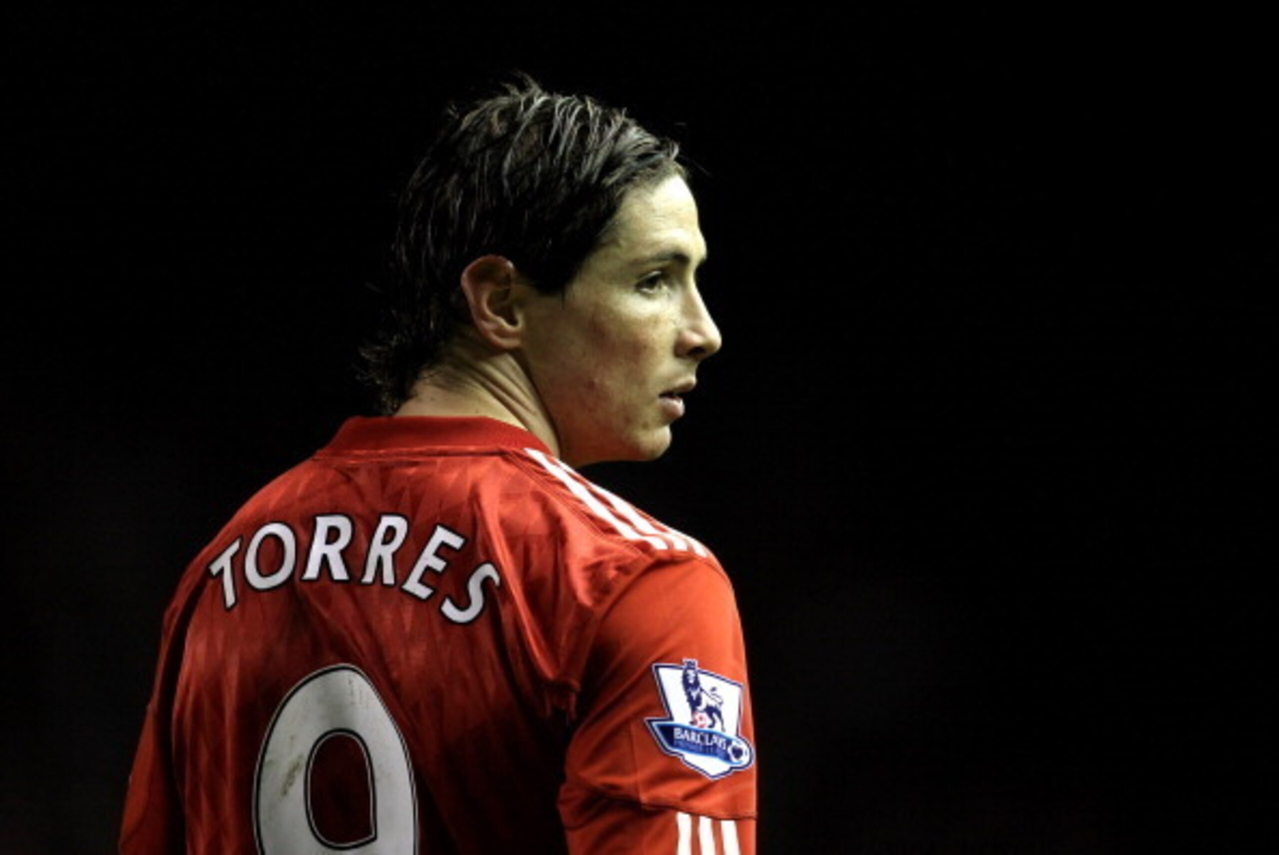 LIVERPOOL, ENGLAND - JANUARY 26:  Fernando Torres of Liverpool looks on during the Barclays Premier League match between Liverpool and Fulham at Anfield on January 26, 2011 in Liverpool, England. (Photo by Alex Livesey/Getty Images)
