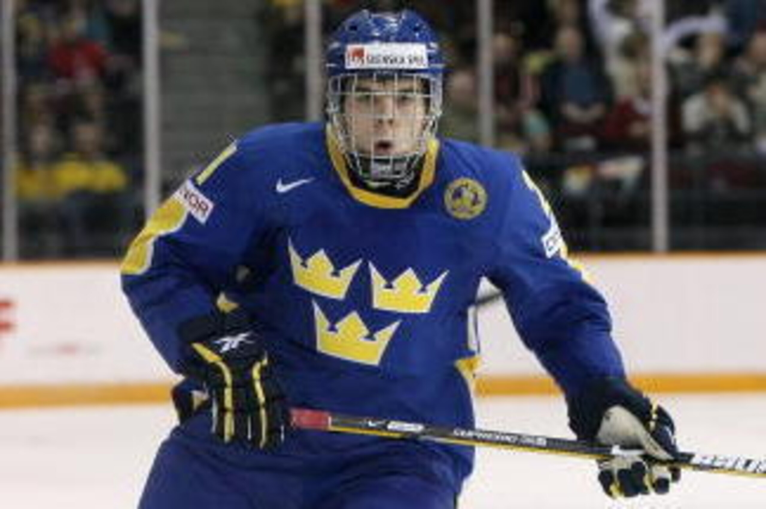 OTTAWA - DECEMBER 26: Magnus Svensson Paajarvi #21 of Team Sweden skates against Team Finland during the IIHF World Junior Championships held at the Ottawa Civic Centre on December 26, 2008 in Ottawa, Ontario, Canada. Team Sweden defeated Team Finland 3-1