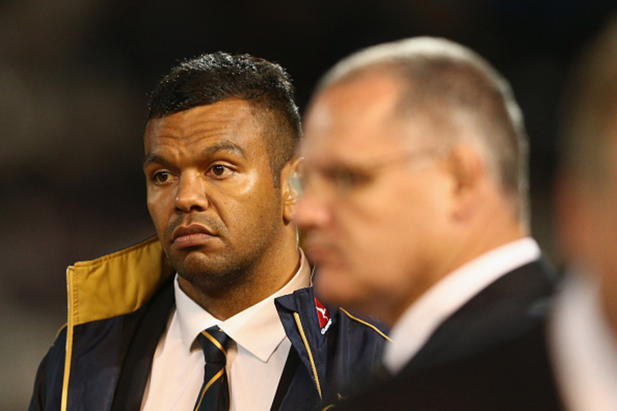 MENDOZA, ARGENTINA - OCTOBER 04:  Kurtley Beale of the Wallabies listens to players talk at half time during The Rugby Championship match between Argentina and the Australian Wallabies at Estadio Malvinas Argentinas on October 4, 2014 in Mendoza, Argentin