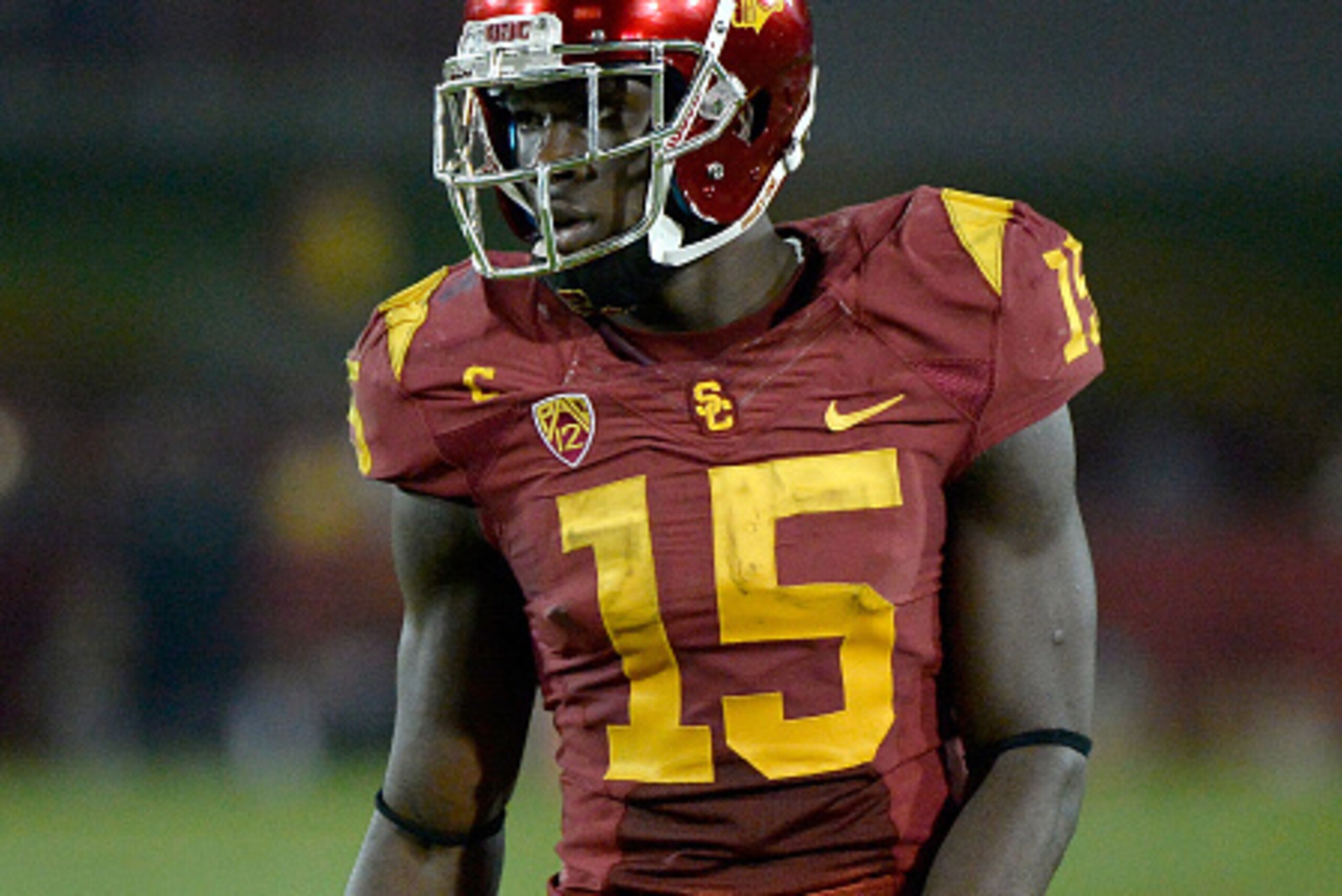 LOS ANGELES, CA - NOVEMBER 13:  Nelson Agholor #15 of the USC Trojans lines up for a play during the game against the California Golden Bears at Los Angeles Memorial Coliseum on November 13, 2014 in Los Angeles, California.  (Photo by Harry How/Getty Imag