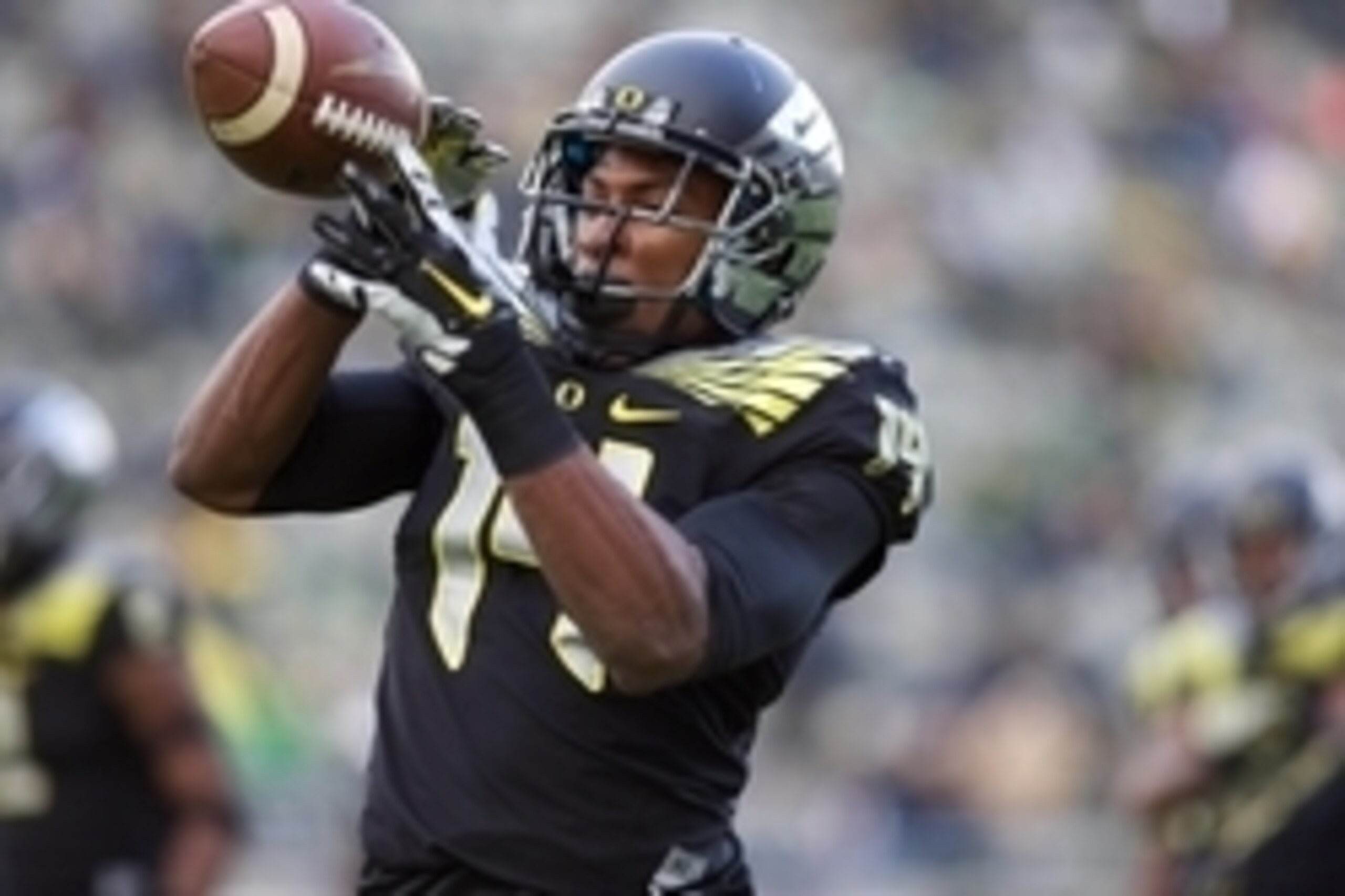 Nov 1, 2014; Eugene, OR, USA; Oregon Ducks defensive back Ifo Ekpre-Olomu (14)   before the game against the Stanford Cardinal at Autzen Stadium. Mandatory Credit: Scott Olmos-USA TODAY Sports
