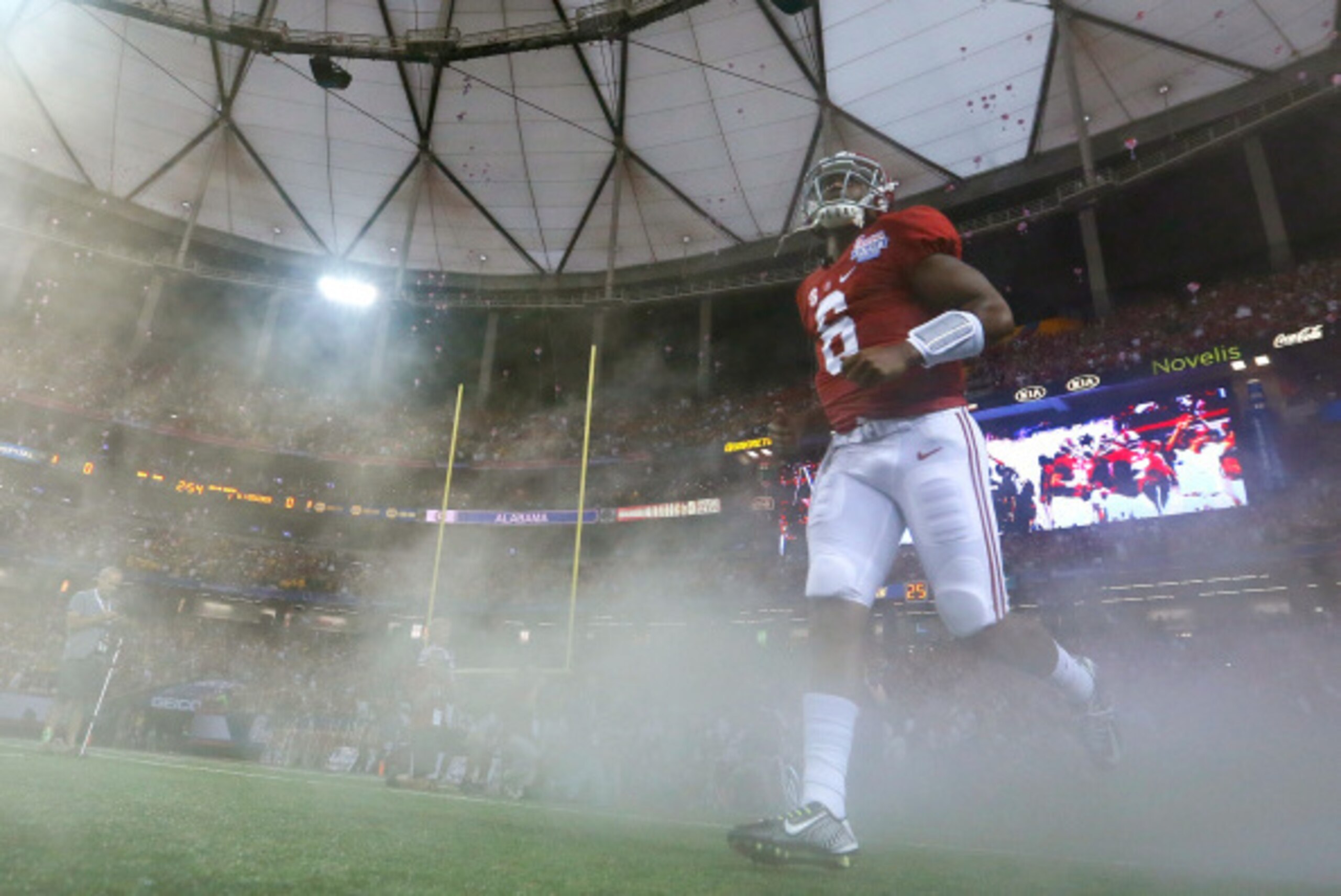 ATLANTA, GA - AUGUST 30:  Blake Sims #6 of the Alabama Crimson Tide enters the field to face the West Virginia Mountaineers at Georgia Dome on August 30, 2014 in Atlanta, Georgia.  (Photo by Kevin C. Cox/Getty Images)