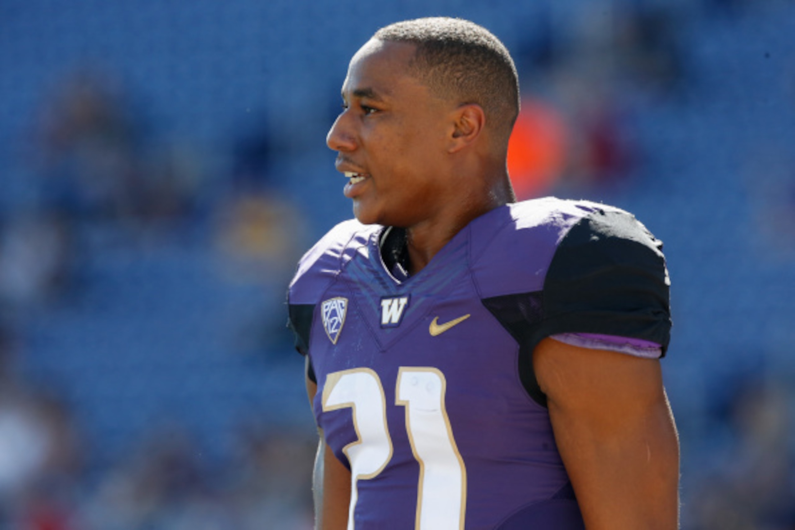 SEATTLE, WA - SEPTEMBER 06: Defensive back Marcus Peters #21 of the Washington Huskies looks on prior to the game against the Eastern Washington Eagles on September 6, 2014 at Husky Stadium in Seattle, Washington. (Photo by Otto Greule Jr/Getty Images) SEATTLE, WA - SEPTEMBER 06: Defensive back Marcus Peters #21 of the Washington Huskies looks on prior to the game against the Eastern Washington Eagles on September 6, 2014 at Husky Stadium in Seattle, Washington. (Photo by Otto Greule Jr/Getty Images)