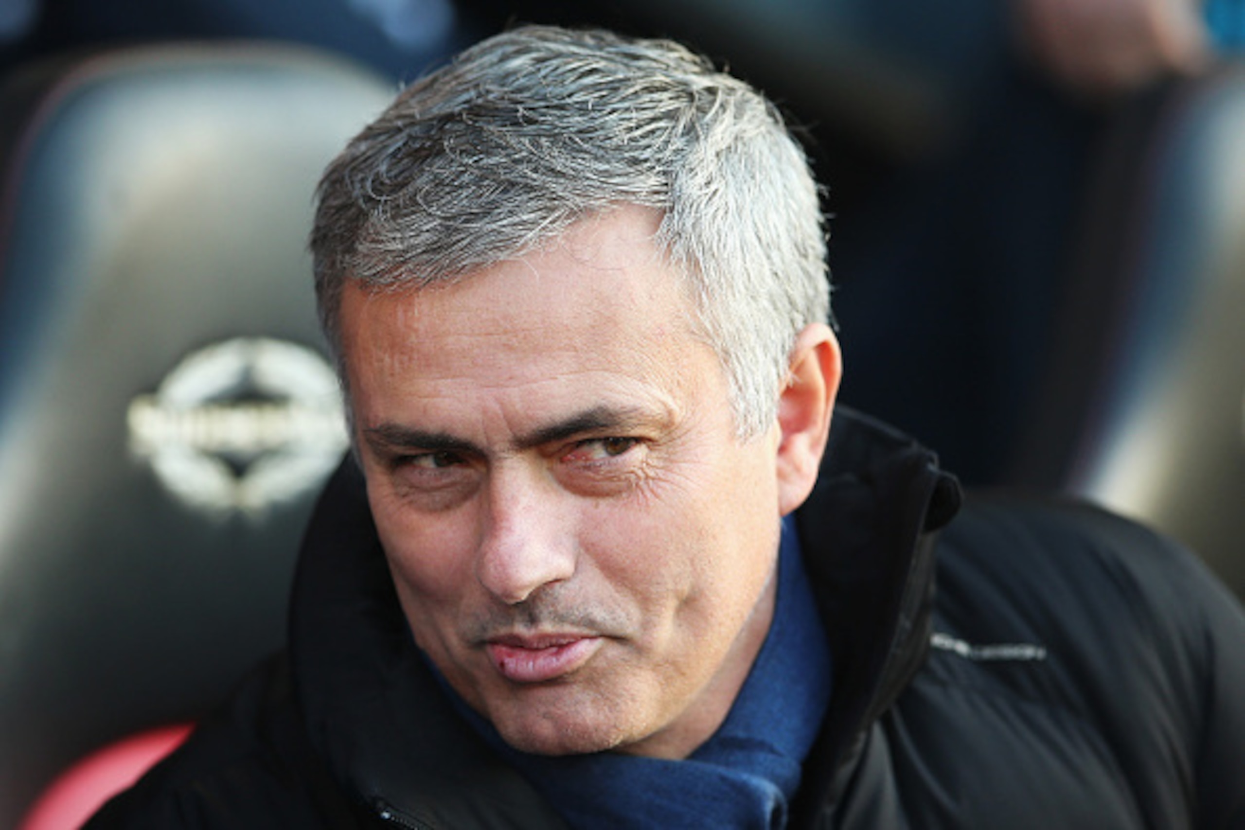 SOUTHAMPTON, ENGLAND - DECEMBER 28:  Jose Mourinho, manager of Chelsea looks on prior to the Barclays Premier League match between Southampton and Chelsea at St Mary's Stadium on December 28, 2014 in Southampton, England.  (Photo by Scott Heavey/Getty Ima