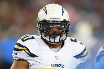 GLENDALE, AZ - SEPTEMBER 08:  Inside linebacker Manti Te'o #50 of the San Diego Chargers warms up prior to the NFL game against the Arizona Cardinals at University of Phoenix Stadium on September 8, 2014 in Glendale, Arizona.  (Photo by Norm Hall/Getty Im