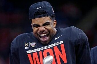 Ezekiel Elliott celebrates the Buckeyes' Sugar Bowl championship.