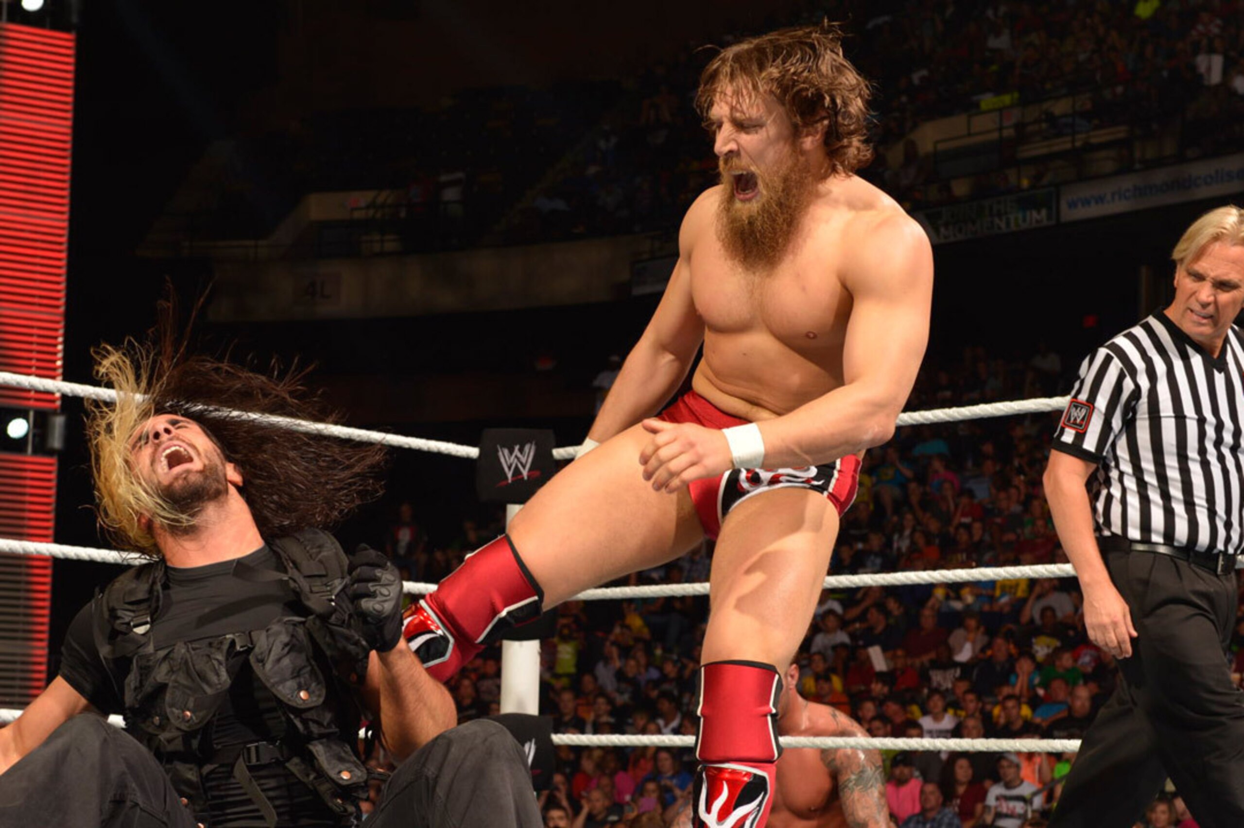 Daniel Bryan battles Seth Rollins.