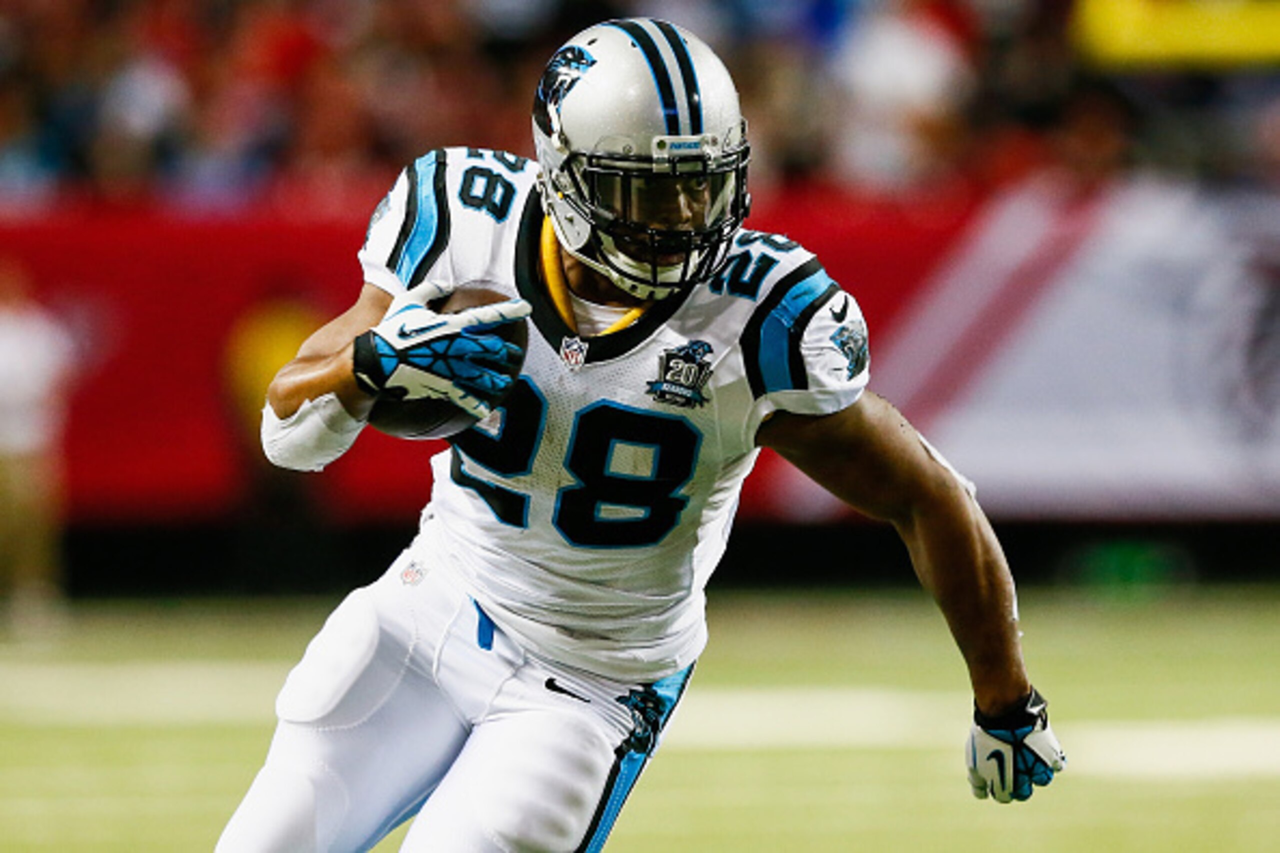 ATLANTA, GA - DECEMBER 28: Jonathan Stewart #28 of the Carolina Panthers runs the ball in the first half against the Atlanta Falcons at the Georgia Dome on December 28, 2014 in Atlanta, Georgia.  (Photo by Kevin C. Cox/Getty Images)