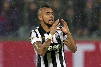 FLORENCE, ITALY - DECEMBER 05: Arturo Vidal of Juventus FC gestures during the Serie A match between ACF Fiorentina and Juventus FC at Stadio Artemio Franchi on December 5, 2014 in Florence, Italy.  (Photo by Gabriele Maltinti/Getty Images)