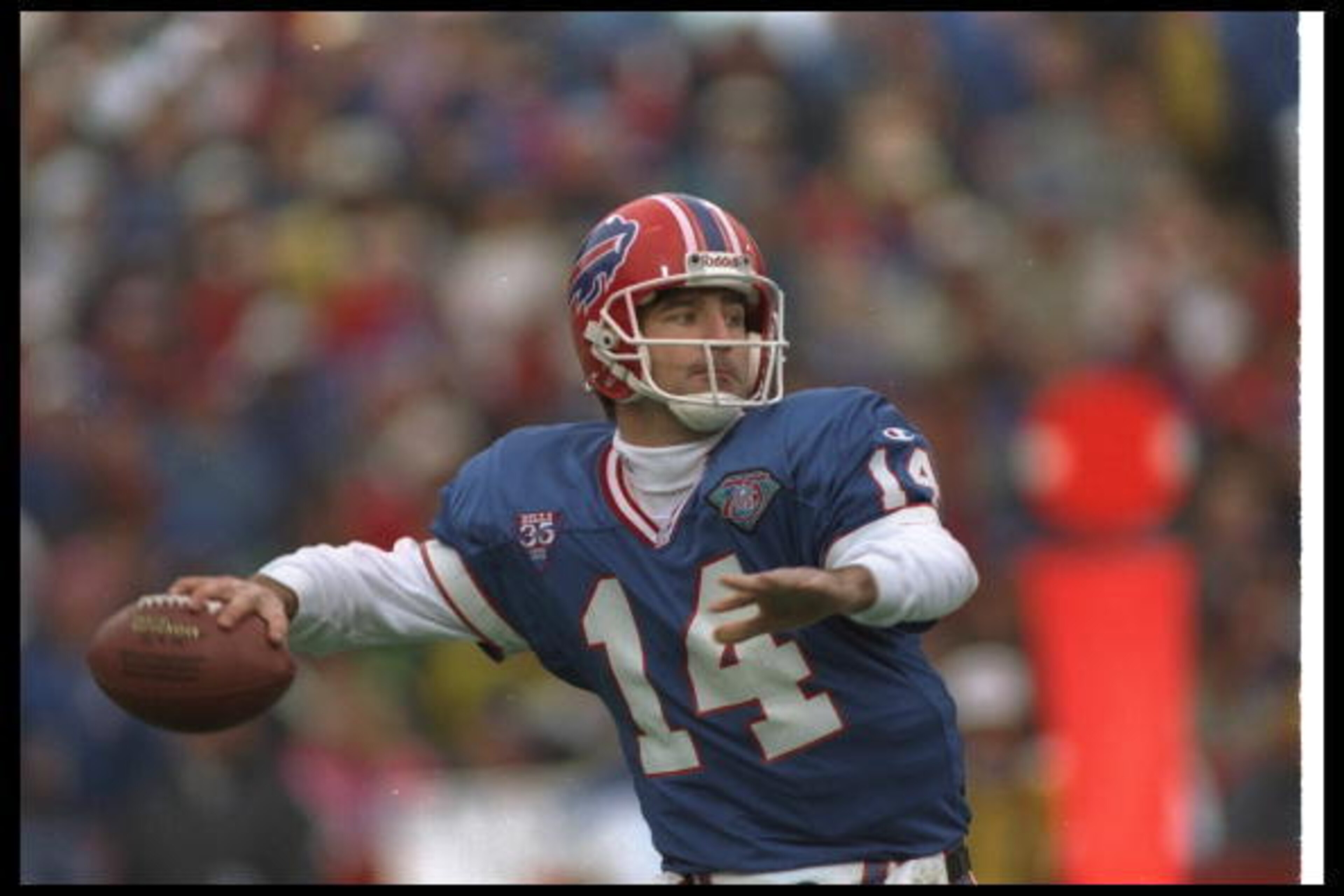 18 Dec 1994: Quarterback Frank Reich of the Buffalo Bills looks to pass the ball during a game against the New England Patriots at Rich Stadium in Orchard Park, New York. The Patriots won the game, 41-17. 18 Dec 1994: Quarterback Frank Reich of the Buffalo Bills looks to pass the ball during a game against the New England Patriots at Rich Stadium in Orchard Park, New York. The Patriots won the game, 41-17.