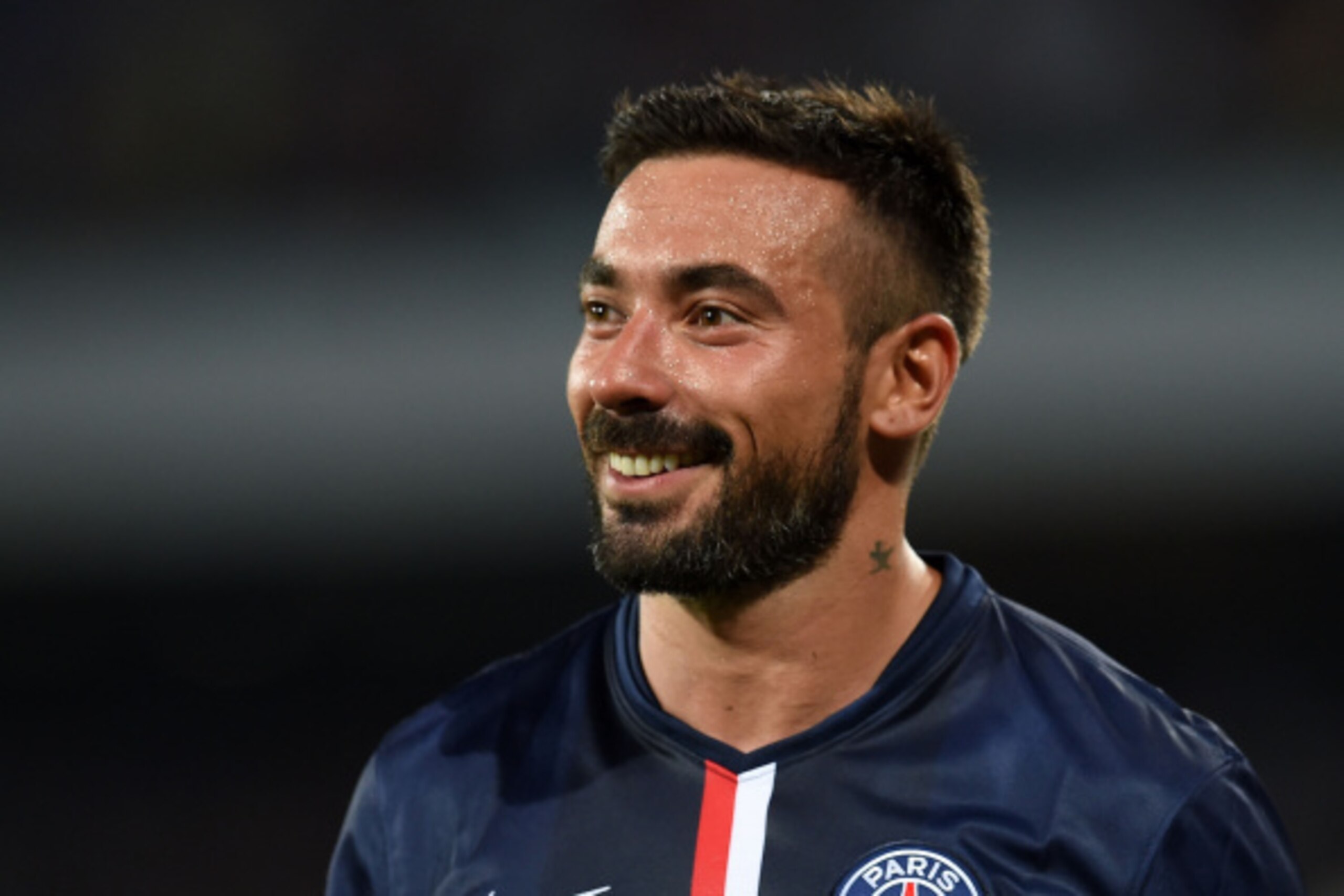 NAPLES, ITALY - AUGUST 11:  Ezequiel Lavezzi  of Paris Saint Germain smiles after the pre-season friendly match between SSC Napoli and Paris Saint-Germain FC at Stadio San Paolo on August 11, 2014 in Naples, Italy.  (Photo by Giuseppe Bellini/Getty Images