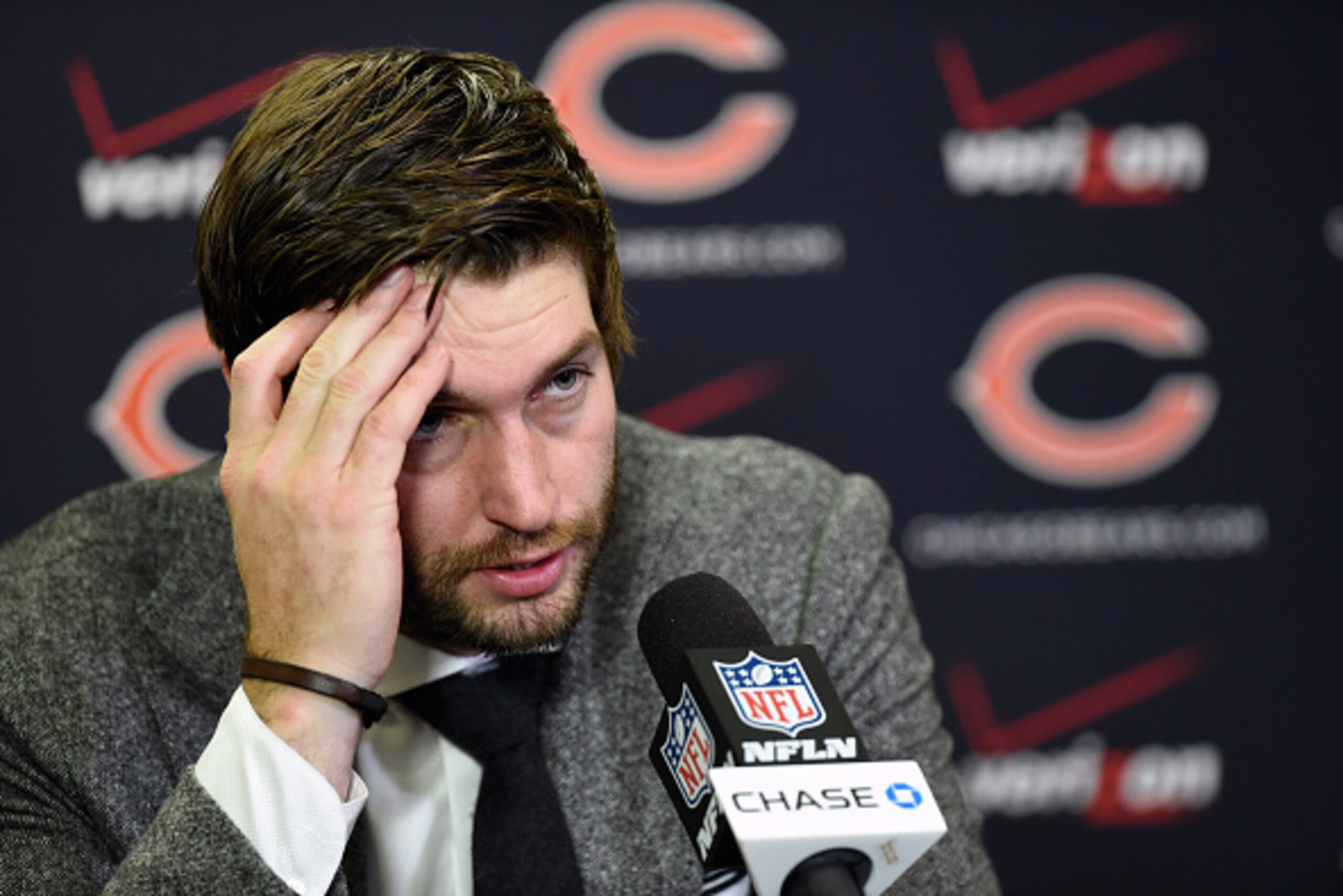 MINNEAPOLIS, MN - DECEMBER 28: Jay Cutler #6 of the Chicago Bears speaks to the media after the game against the Minnesota Vikings on December 28, 2014 at TCF Bank Stadium in Minneapolis, Minnesota. The Vikings defeated the Bears 13-9. (Photo by Hannah Fo
