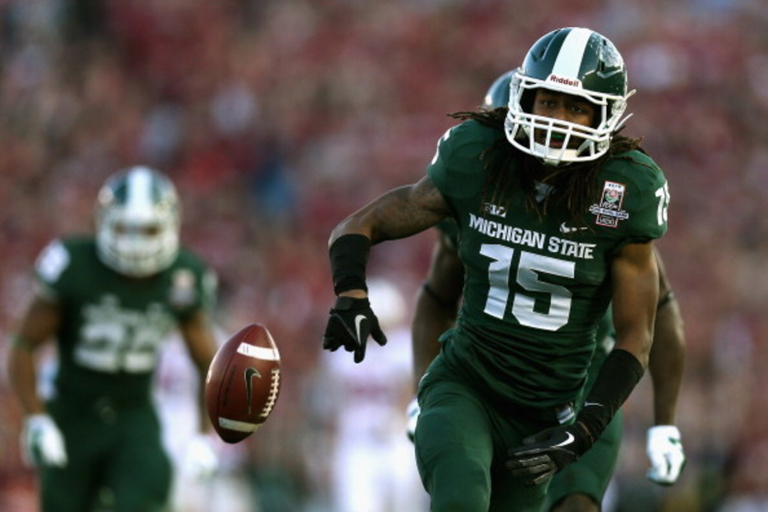 PASADENA, CA - JANUARY 01:  Cornerback Trae Waynes #15 of the Michigan State Spartans celebrates an interception against the Stanford Cardinal in the third quarter of the 100th Rose Bowl Game presented by Vizio at the Rose Bowl on January 1, 2014 in Pasad