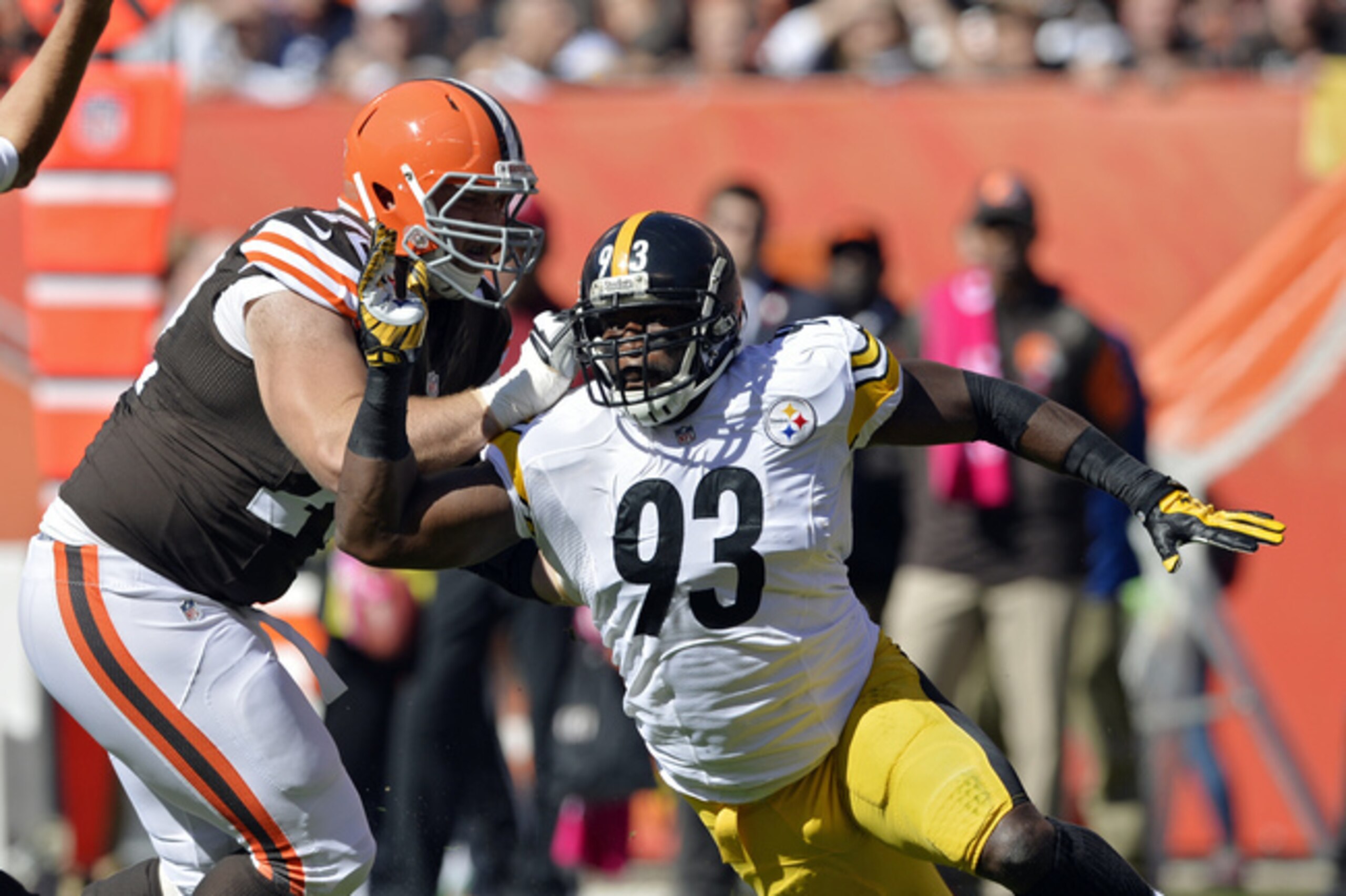 Jason Worilds had 7.5 sacks in 2014.