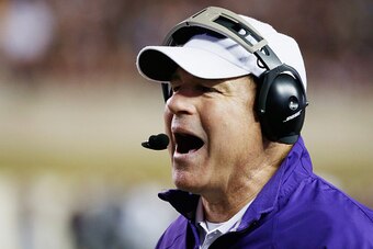 COLLEGE STATION, TX - NOVEMBER 27:  Head coach Les Miles of the LSU Tigers reacts to a play in the first half of their game against the Texas A&M Aggies at Kyle Field on November 27, 2014 in College Station, Texas.  (Photo by Scott Halleran/Getty Images)