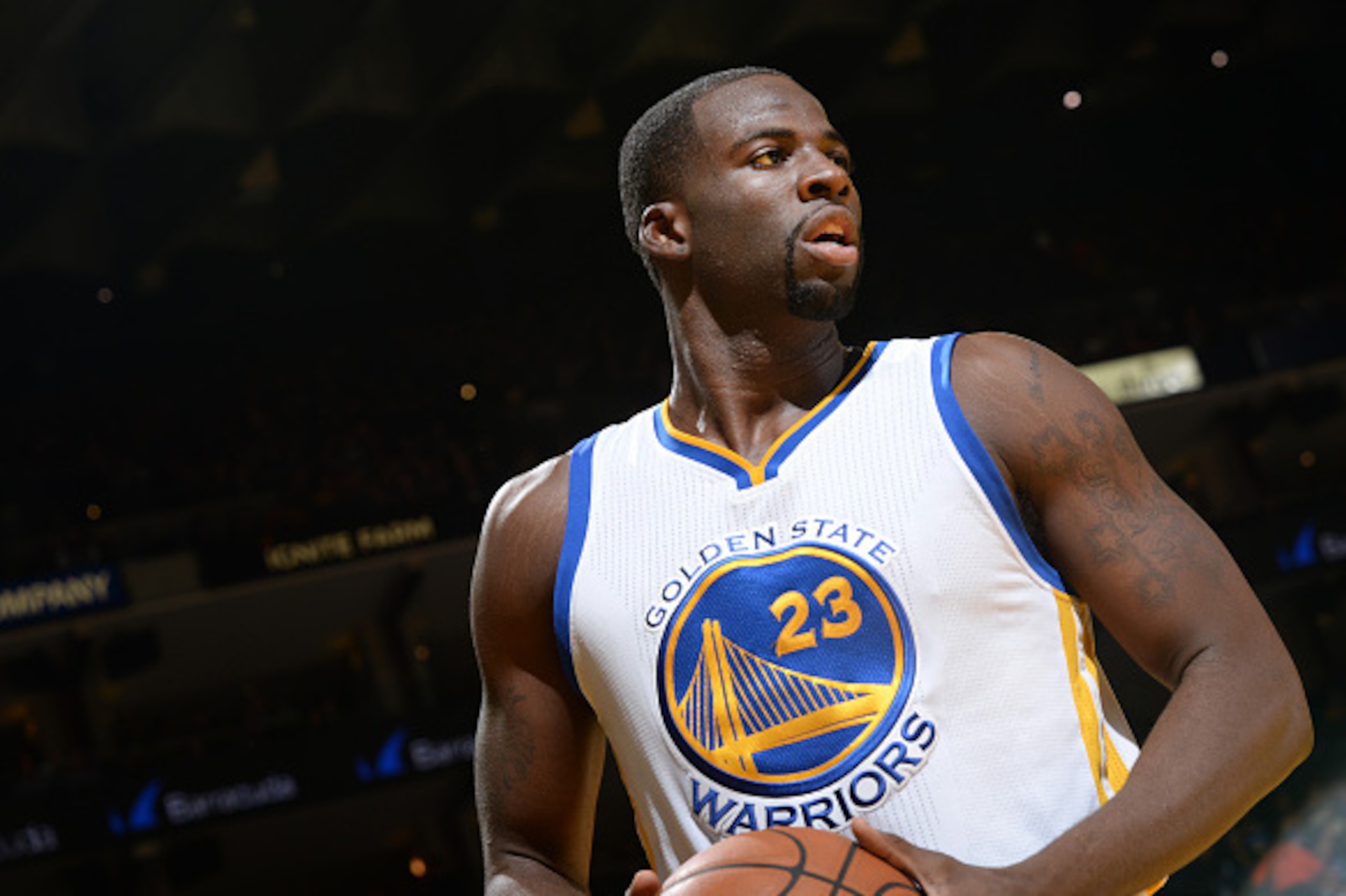 OAKLAND, CA - JANUARY 7: Draymond Green #23 of the Golden State Warriors during the game against the Indiana Pacers on January 7, 2015 at ORACLE Arena in Oakland, California. NOTE TO USER: User expressly acknowledges and agrees that, by downloading and or