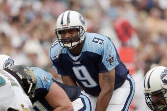 JACKSONVILLE, FL - OCTOBER 26:  Quarterback Steve McNair #9 of the Tennessee Titans sets for the snap of the ball during the game against the Jacksonville Jaguars on October 26, 2003 at ALLTEL Stadium in Jacksonville, Florida.  The Titans defeated the Jag