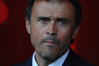 ALMERIA, SPAIN - NOVEMBER 08:  Head coach Luis Enrique of FC Barcelona looks on during the La Liga match between UD Almeria and FC Barcelona at estadio de los Juegos Mediterraneos on November 8, 2014 in Almeria, Spain.  (Photo by Denis Doyle/Getty Images)