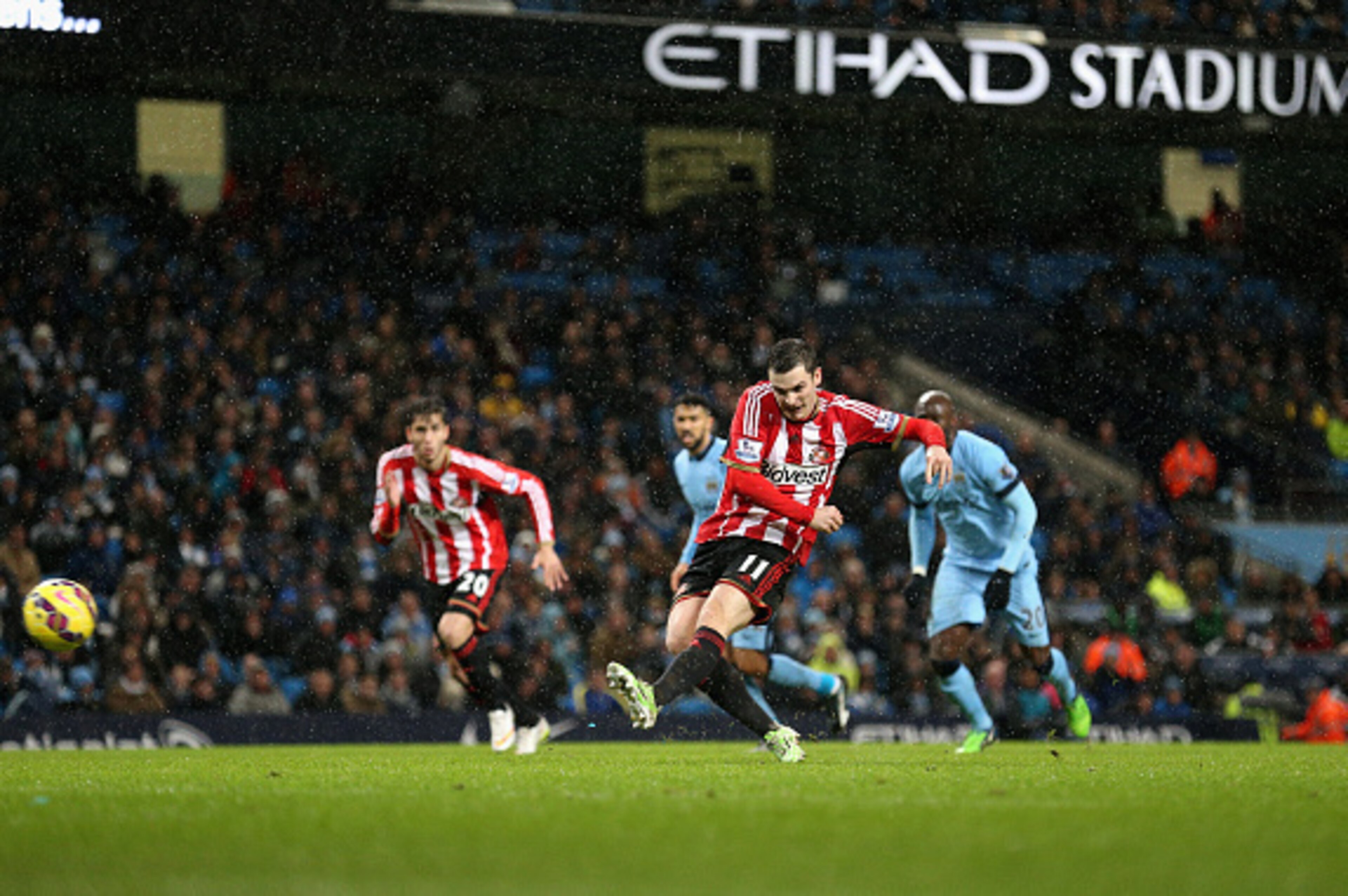 MANCHESTER, ENGLAND - JANUARY 01: Adam Johnson of Sunderland shoots and scores from the penalty spot during the Barclays Premier League match between Manchester City and Sunderland at Etihad Stadium on January 1, 2015 in Manchester, England. (Photo by C MANCHESTER, ENGLAND - JANUARY 01: Adam Johnson of Sunderland shoots and scores from the penalty spot during the Barclays Premier League match between Manchester City and Sunderland at Etihad Stadium on January 1, 2015 in Manchester, England. (Photo by C