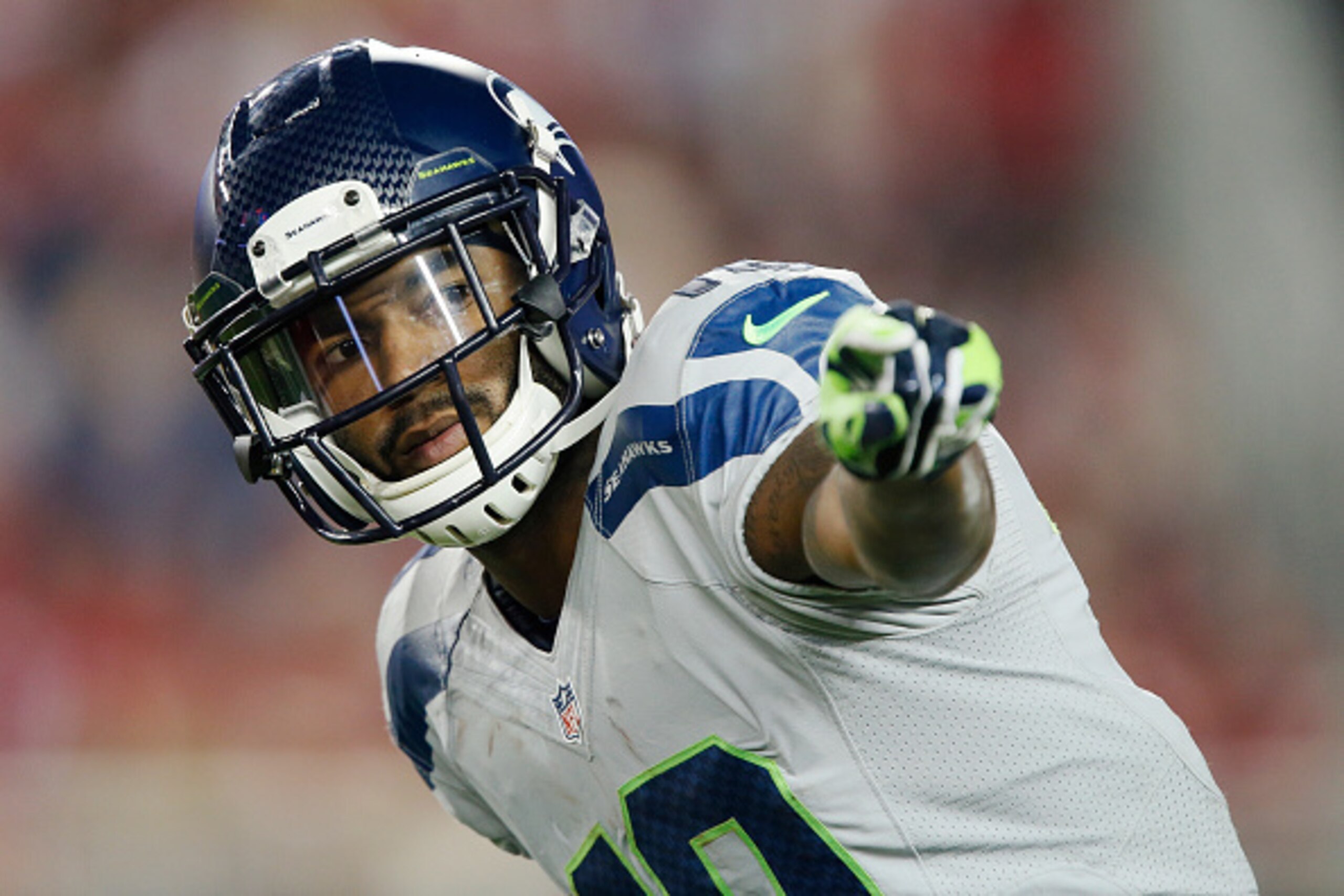 SANTA CLARA, CA - NOVEMBER 27:  Wide receiver Paul Richardson #10 of the Seattle Seahawks points out the defense against the San Francisco 49ers in the third quarter on November 27, 2014 at Levi's Stadium in Santa Clara, California.  The Seahawks won 19-3