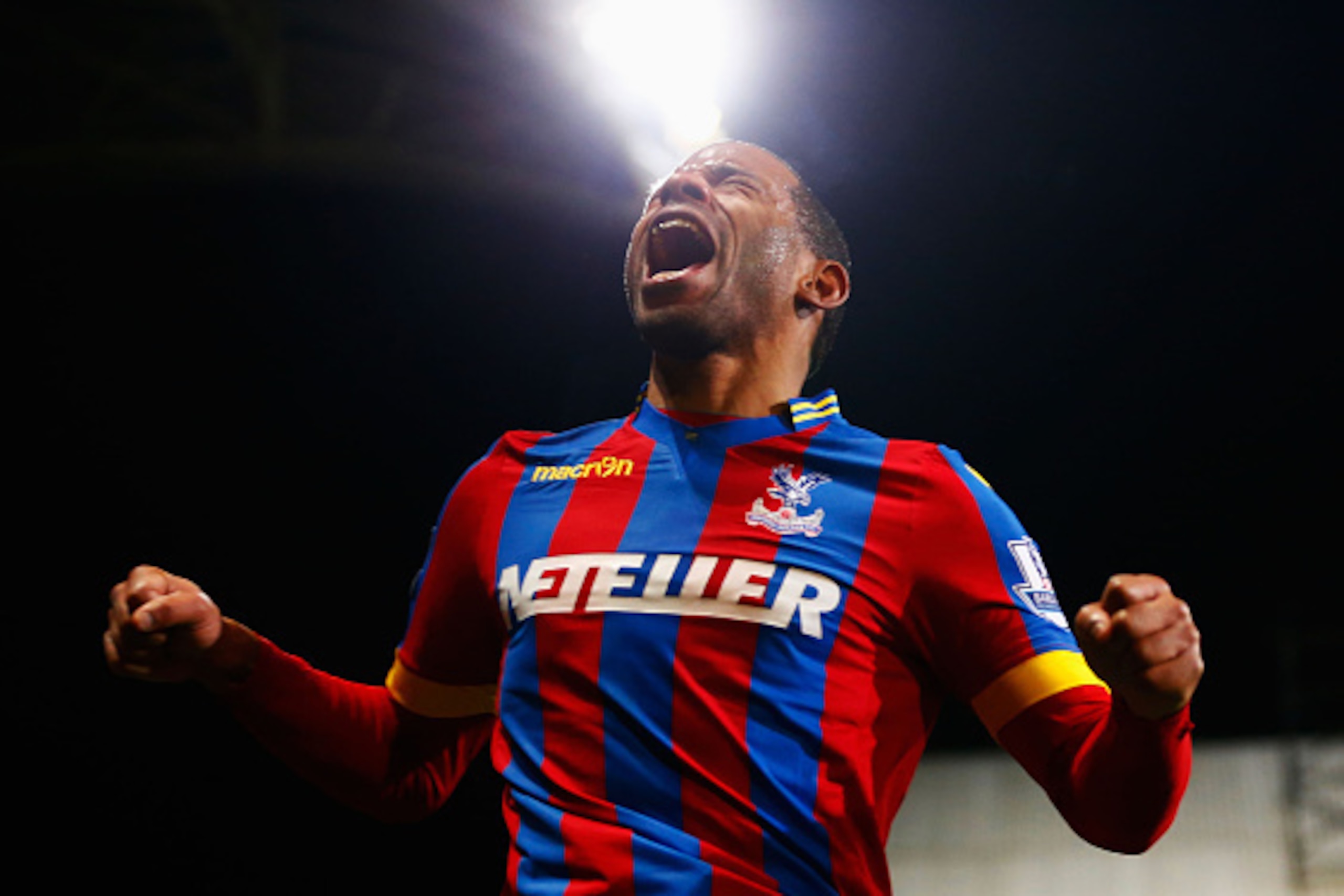 LONDON, ENGLAND - JANUARY 10:  Jason Puncheon of Crystal Palace celebrates as he scores their second goal during the Barclays Premier League match between Crystal Palace and Tottenham Hotspur at Selhurst Park on January 10, 2015 in London, England.  (Phot