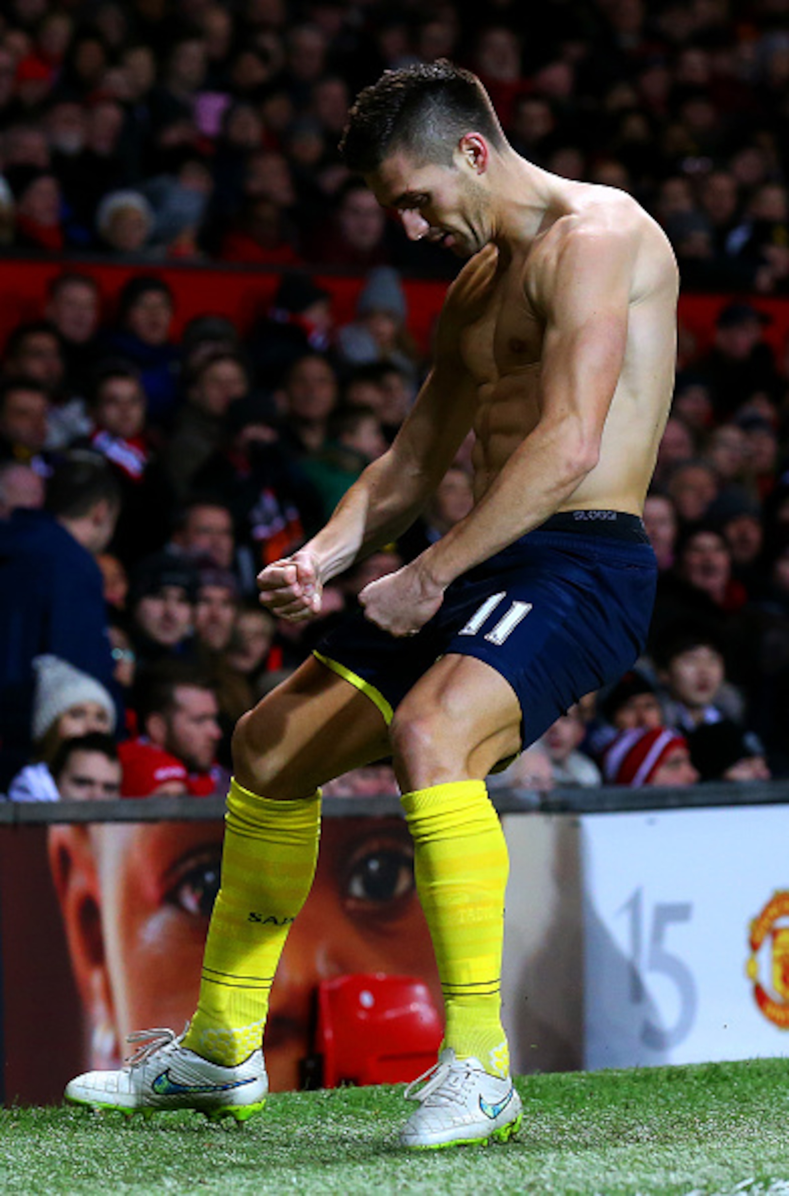 MANCHESTER, ENGLAND - JANUARY 11:  Dusan Tadic of Southampton celebrates after scoring the opening goal during the Barclays Premier League match between Manchester United and Southampton at Old Trafford on January 11, 2015 in Manchester, England.  (Photo 