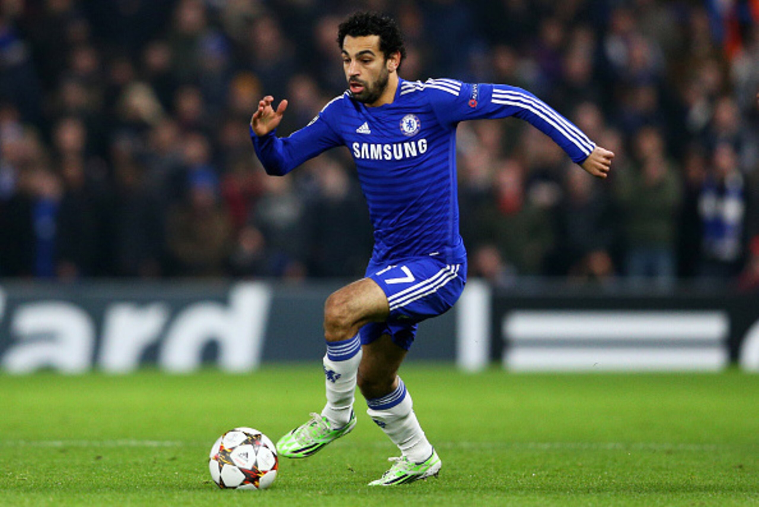 LONDON, ENGLAND - DECEMBER 10:  Mohamed Salah of Chelsea runs with the ball during the UEFA Champions League group G match between Chelsea and Sporting Clube de Portugal at Stamford Bridge on December 10, 2014 in London, United Kingdom.  (Photo by Clive M