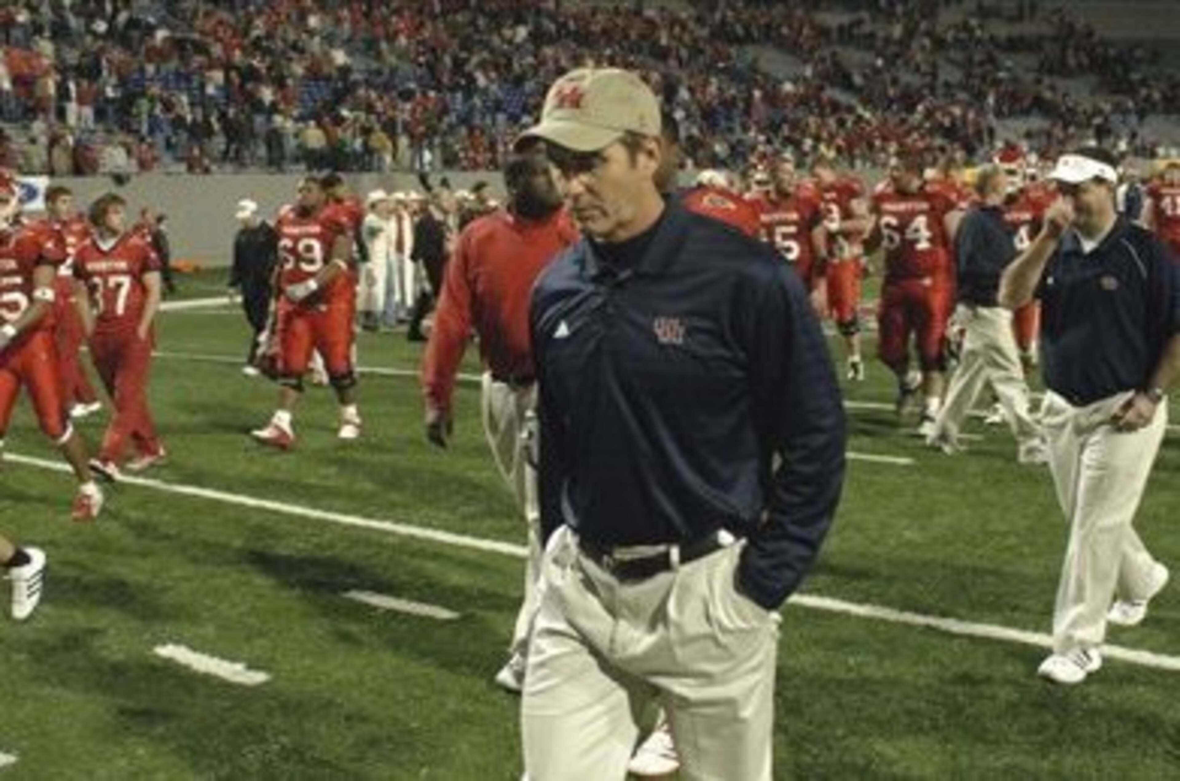 Art Briles was Houston's head coach from 2003-2007.