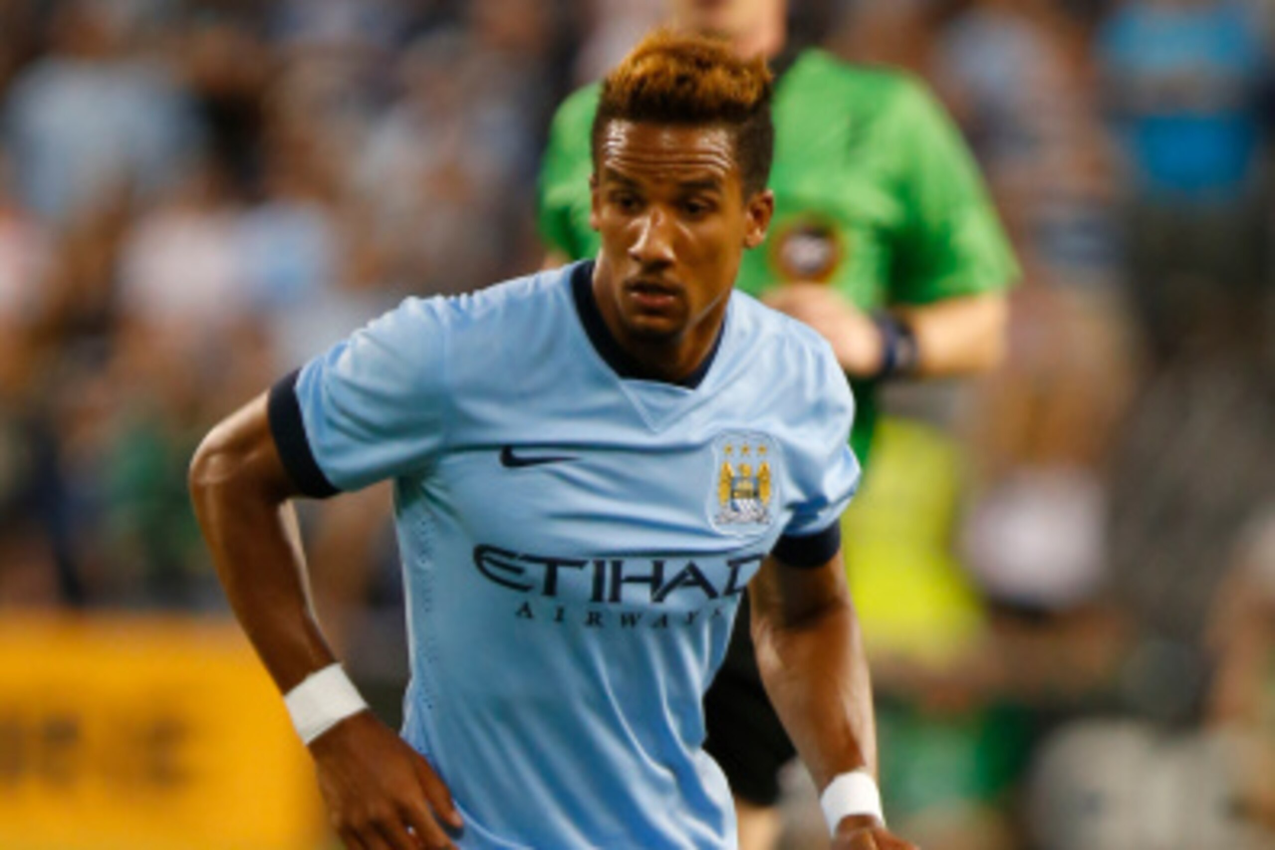 KANSAS CITY, KS - JULY 23: Scott Sinclair #12 of Manchester City drives upfield against the Sporting KC late in the first half on July 23rd at Sporting Park in Kansas City, Kansas. (Photo by Kyle Rivas/Getty Images)