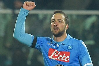CESENA, ITALY - JANUARY 06:  Gonzalo Higuain of Napoli celebrates after scoring the goal 0-4 during the Serie A match between AC Cesena and SSC Napoli at Dino Manuzzi Stadium on January 6, 2015 in Cesena, Italy.  (Photo by Giuseppe Bellini/Getty Images)