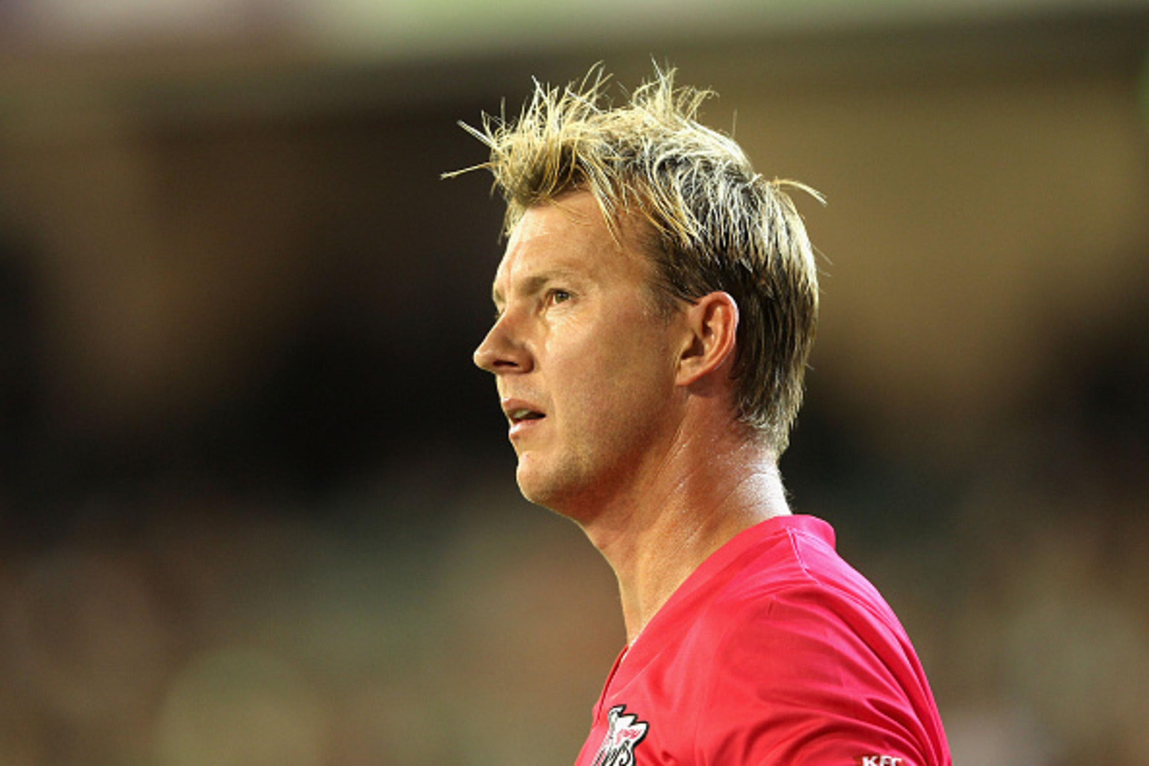 MELBOURNE, AUSTRALIA - JANUARY 05:  Brett Lee of the Sixers looks on during the Big Bash League match between the Melbourne Stars and the Sydney Sixers at Melbourne Cricket Ground on January 5, 2015 in Melbourne, Australia.  (Photo by Robert Prezioso/Gett