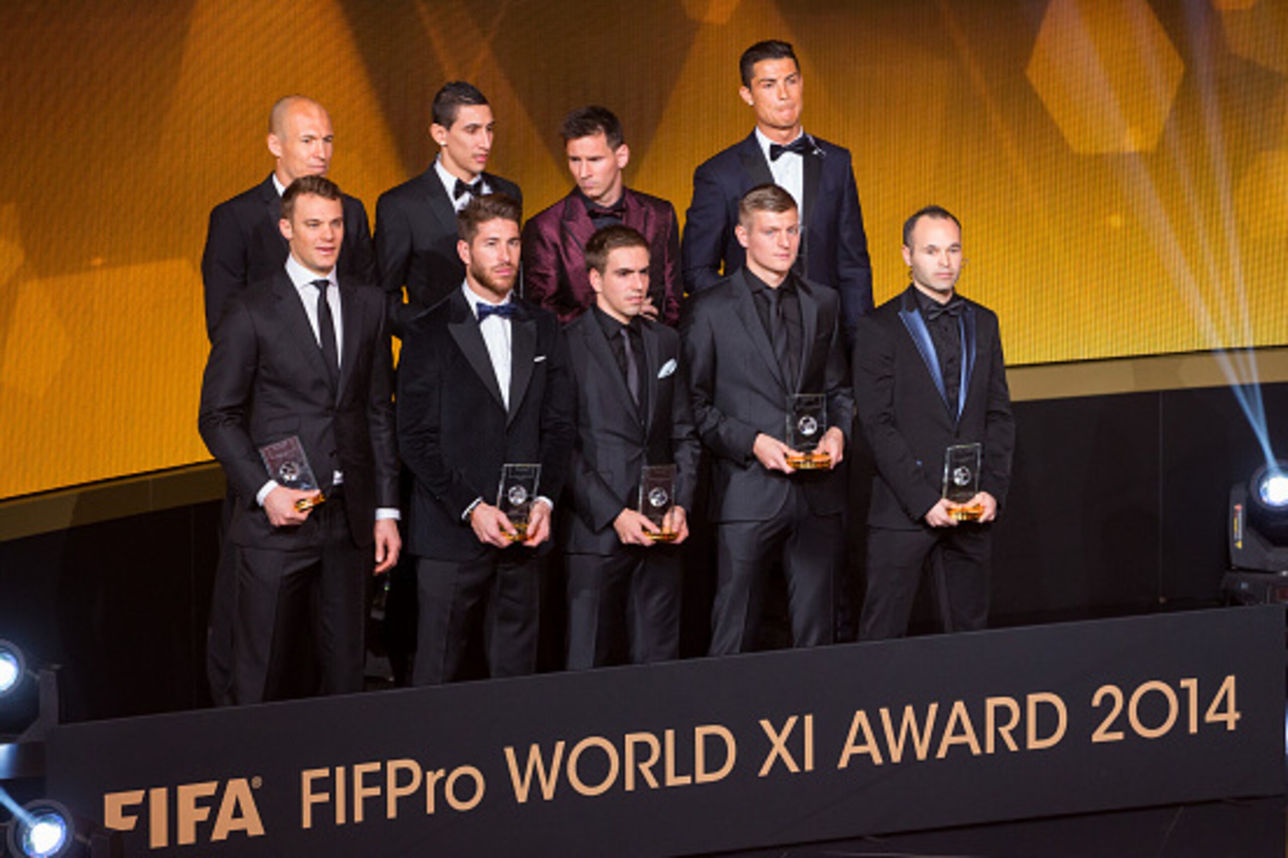 ZURICH, SWITZERLAND - JANUARY 12: The FIFA FIFPro World XI for 2014 receive their awards during the FIFA Ballon d'Or Gala 2014 at the Kongresshaus on January 12, 2015 in Zurich, Switzerland. (Photo by Philipp Schmidli/Getty Images)