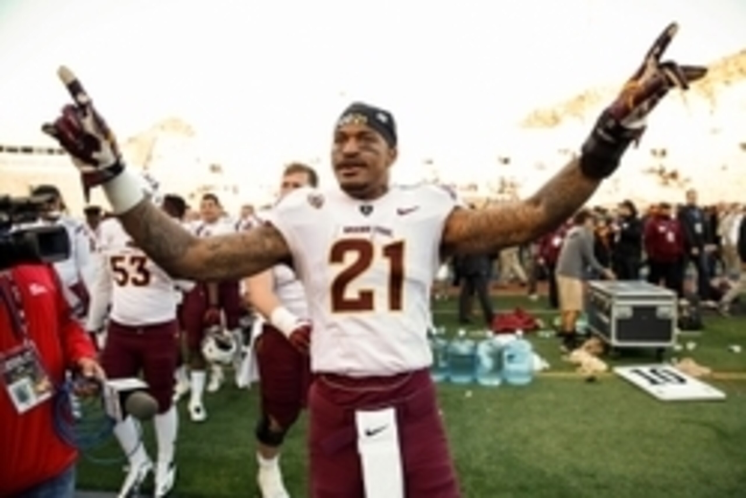 Dec 27, 2014; El Paso, TX, USA; Arizona State Sun Devils wide receiver Jaelen Strong (21) celebrates after defeating the Duke Blue Devils in the 2014 Sun Bowl at Sun Bowl Stadium. The Sun Devils defeated the Blue Devils 36-31. Mandatory Credit: Ivan Pierr