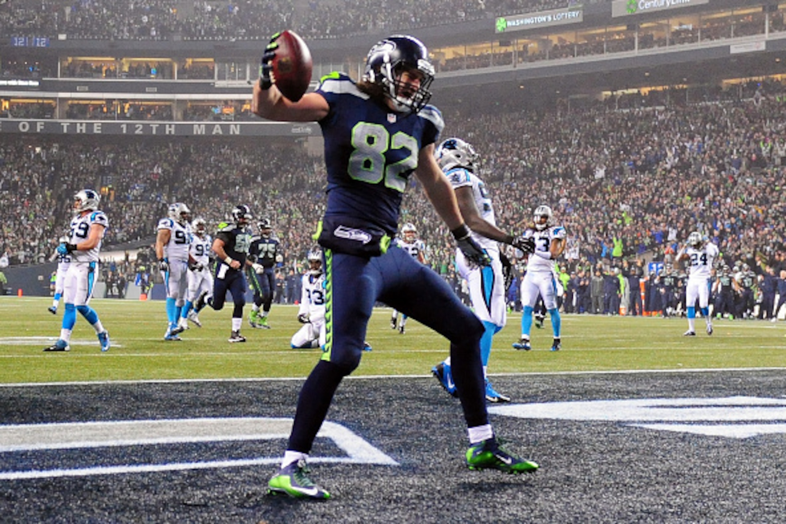SEATTLE, WA - JANUARY 10: Luke Willson #82 of the Seattle Seahawks celebrates after scoring a 25 yard touchdown in the fourth quarter against the Carolina Panthers during the 2015 NFC Divisional Playoff game at CenturyLink Field on January 10, 2015 in Se SEATTLE, WA - JANUARY 10: Luke Willson #82 of the Seattle Seahawks celebrates after scoring a 25 yard touchdown in the fourth quarter against the Carolina Panthers during the 2015 NFC Divisional Playoff game at CenturyLink Field on January 10, 2015 in Se