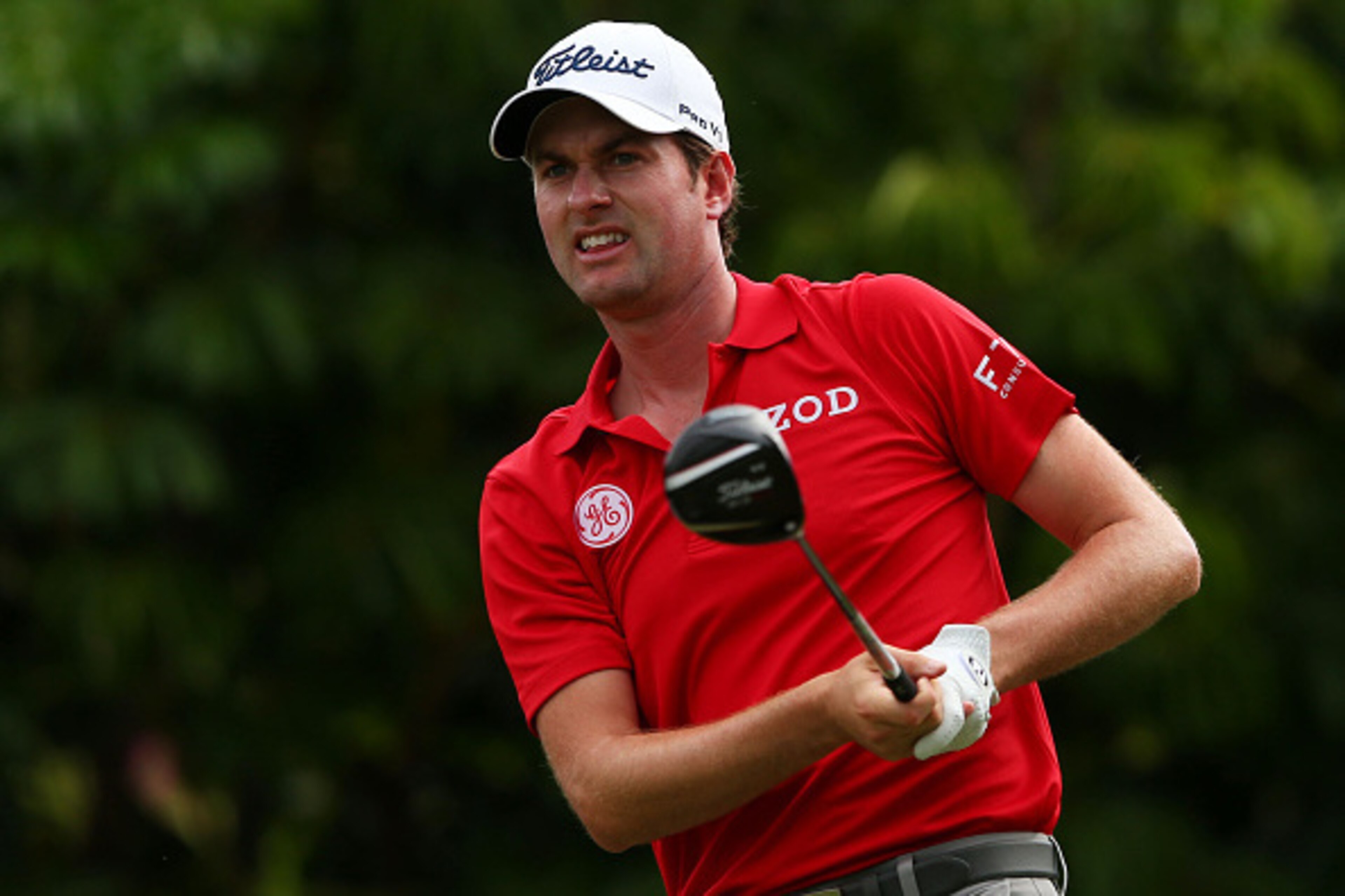 HONOLULU, HI - JANUARY 15:  Webb Simpson plays his shot from the fifth tee during the first round of the Sony Open In Hawaii at Waialae Country Club on January 15, 2015 in Honolulu, Hawaii.  (Photo by Mike Ehrmann/Getty Images)