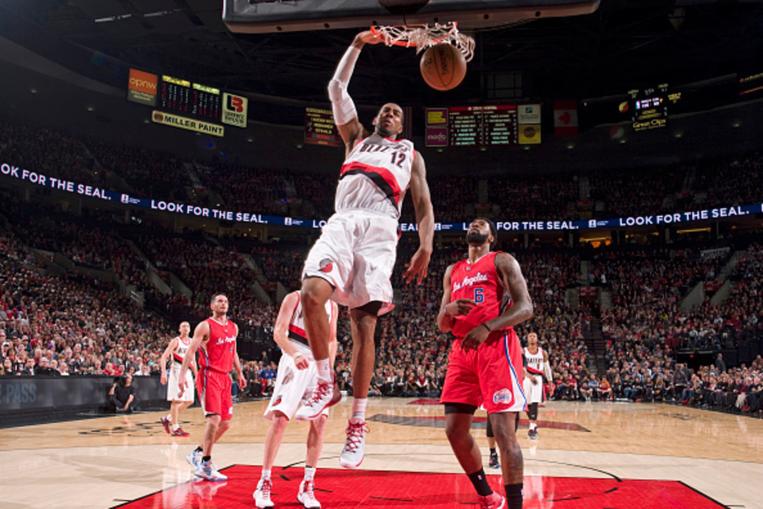 PORTLAND, OR - JANUARY 14:  LaMarcus Aldridge #12 of the Portland Trail Blazers dunks the ball against the Los Angeles Clippers during the game on January 14, 2015 at the Moda Center in Portland, Oregon. NOTE TO USER: User expressly acknowledges and agree