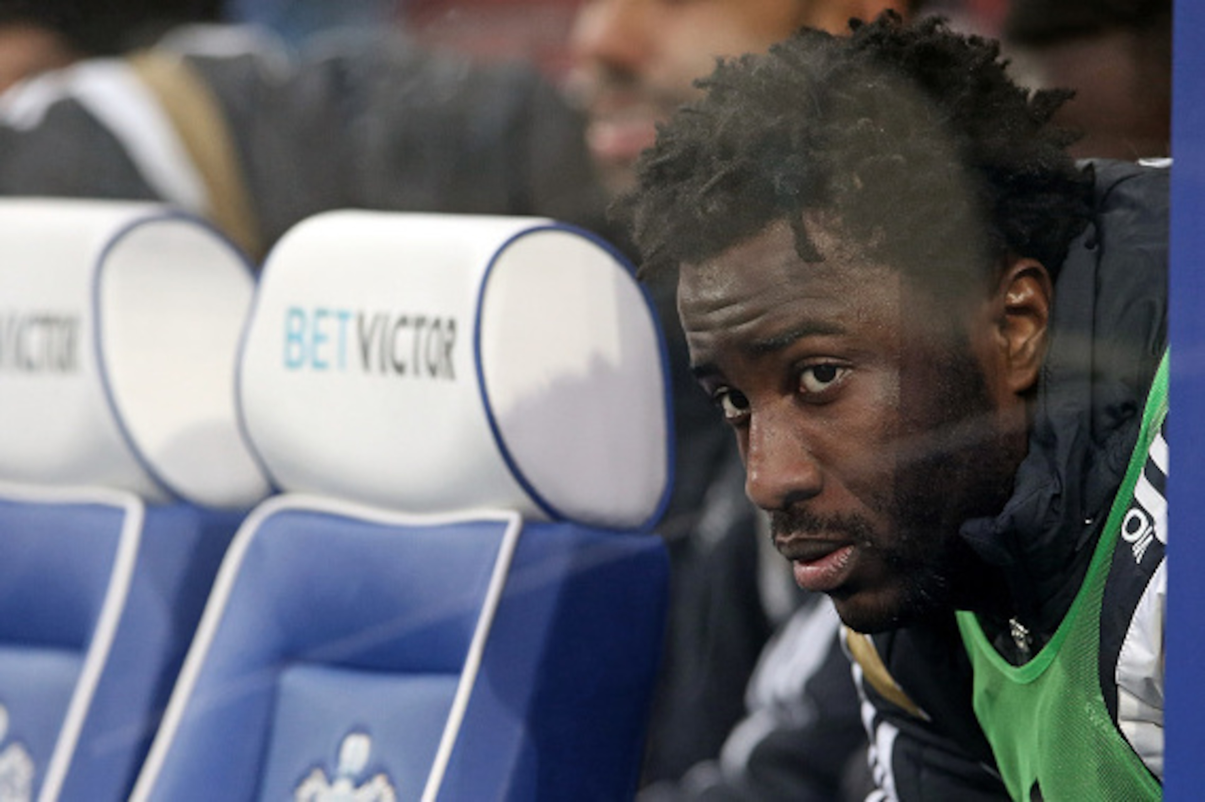 LONDON, ENGLAND - JANUARY 01: Wilfred Bony of Swansea during the Barclays Premier League match between Queens Park Rangers and Swansea City at Loftus Road on January 1, 2015 in London, England. (Photo by Scott Heavey/Getty Images) LONDON, ENGLAND - JANUARY 01: Wilfred Bony of Swansea during the Barclays Premier League match between Queens Park Rangers and Swansea City at Loftus Road on January 1, 2015 in London, England. (Photo by Scott Heavey/Getty Images)