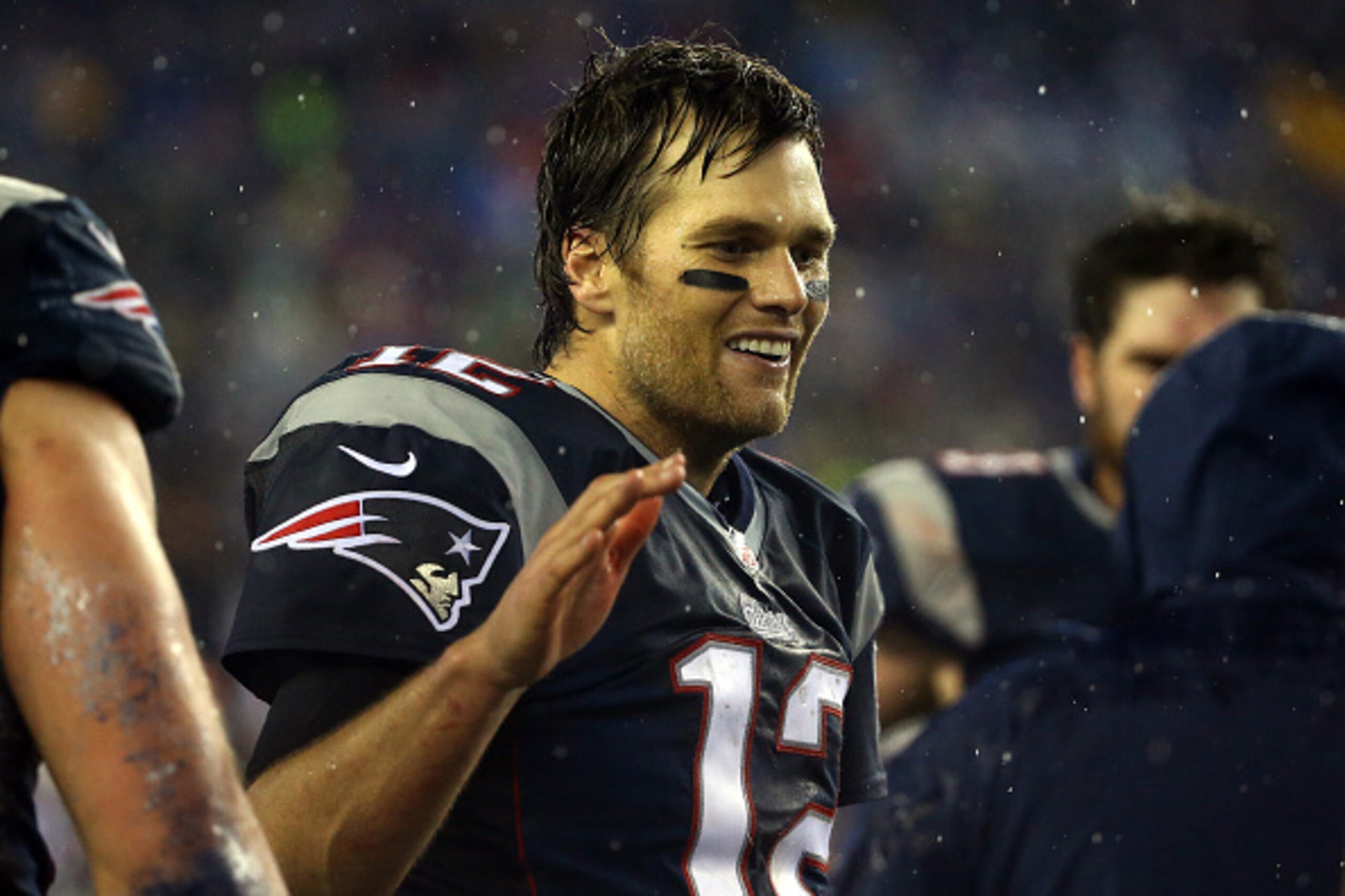 FOXBORO, MA - JANUARY 18:  Tom Brady #12 of the New England Patriots reacts on the sideline in the second half against the Indianapolis Colts of the 2015 AFC Championship Game at Gillette Stadium on January 18, 2015 in Foxboro, Massachusetts.  (Photo by A
