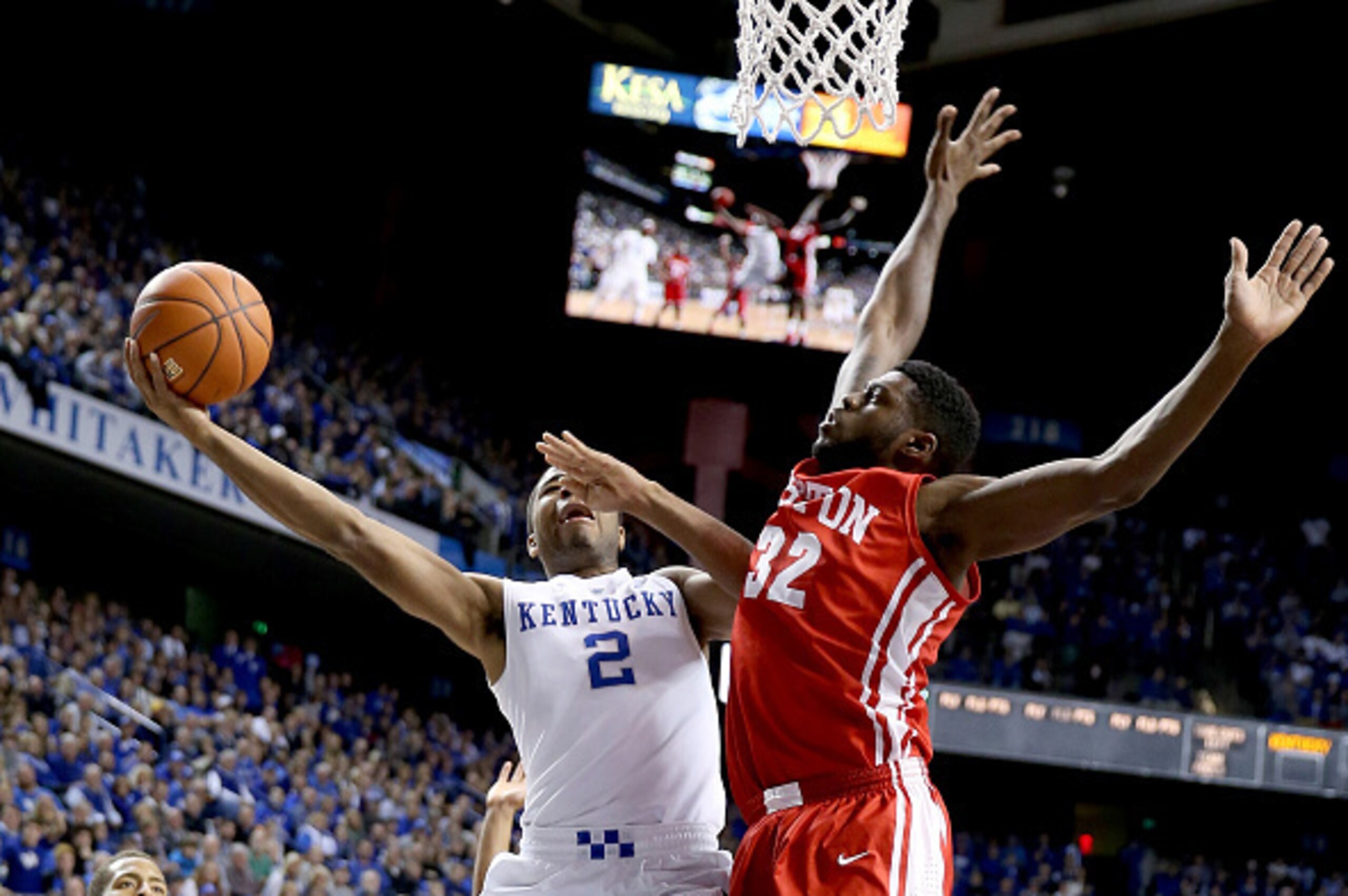 LEXINGTON, KY - NOVEMBER 21:  Aaron Harrison #2 of the Kentucky Wildcats shoots the ball during the game against the Boston Terriers at Rupp Arena on November 21, 2014 in Lexington, Kentucky.  (Photo by Andy Lyons/Getty Images)