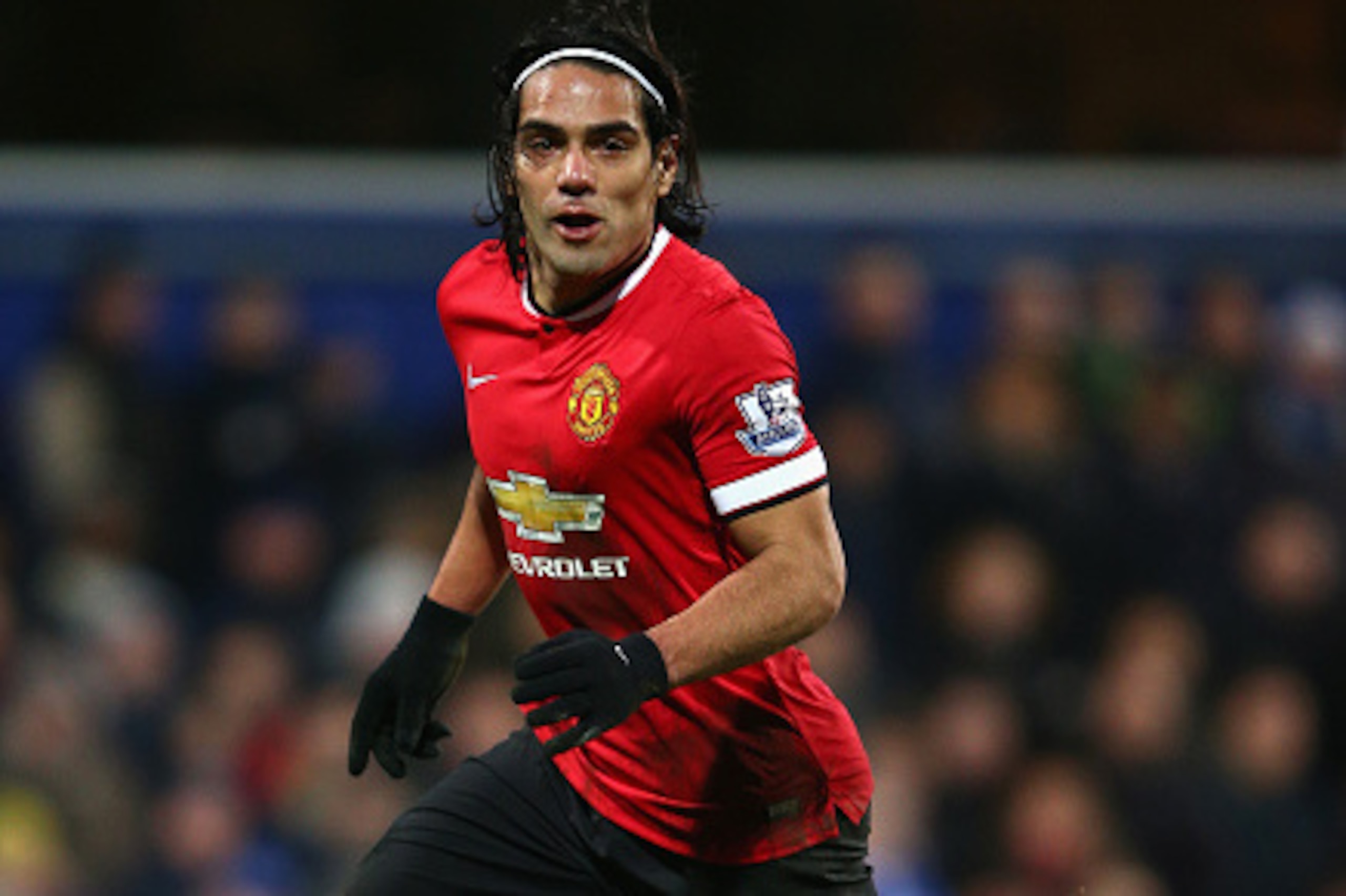 LONDON, ENGLAND - JANUARY 17:  Radamel Falcao of  Manchester United in action during the Barclays Premier League match between Queens Park Rangers and Manchester United at Loftus Road on January 17, 2015 in London, England.  (Photo by Mark Thompson/Getty 