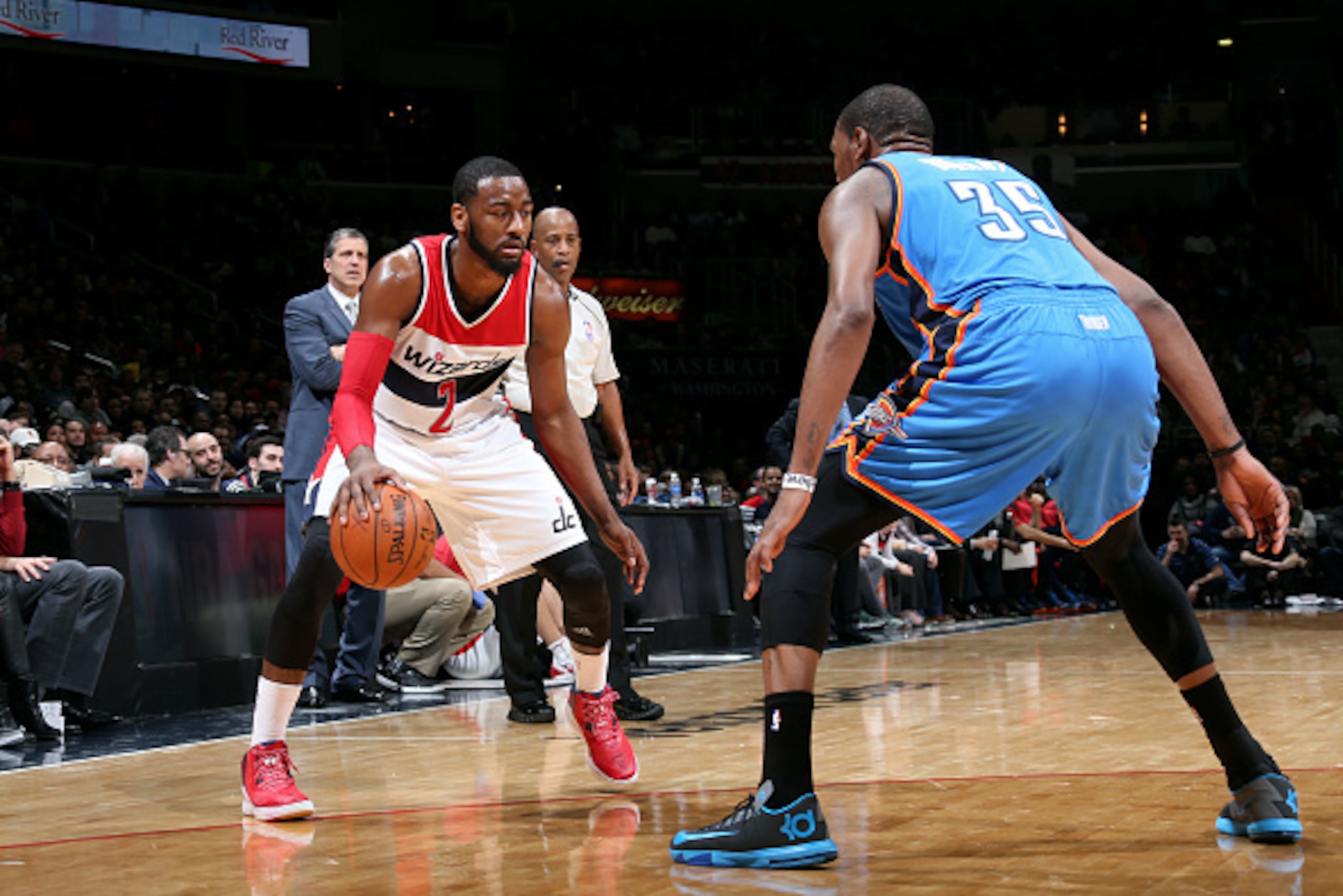 WASHINGTON, DC - JANUARY 21: John Wall #2 of the Washington Wizards handles the ball against the Oklahoma City Thunder on January 21, 2015 at Verizon Center in Washington, DC. NOTE TO USER: User expressly acknowledges and agrees that, by downloading and WASHINGTON, DC - JANUARY 21: John Wall #2 of the Washington Wizards handles the ball against the Oklahoma City Thunder on January 21, 2015 at Verizon Center in Washington, DC. NOTE TO USER: User expressly acknowledges and agrees that, by downloading and