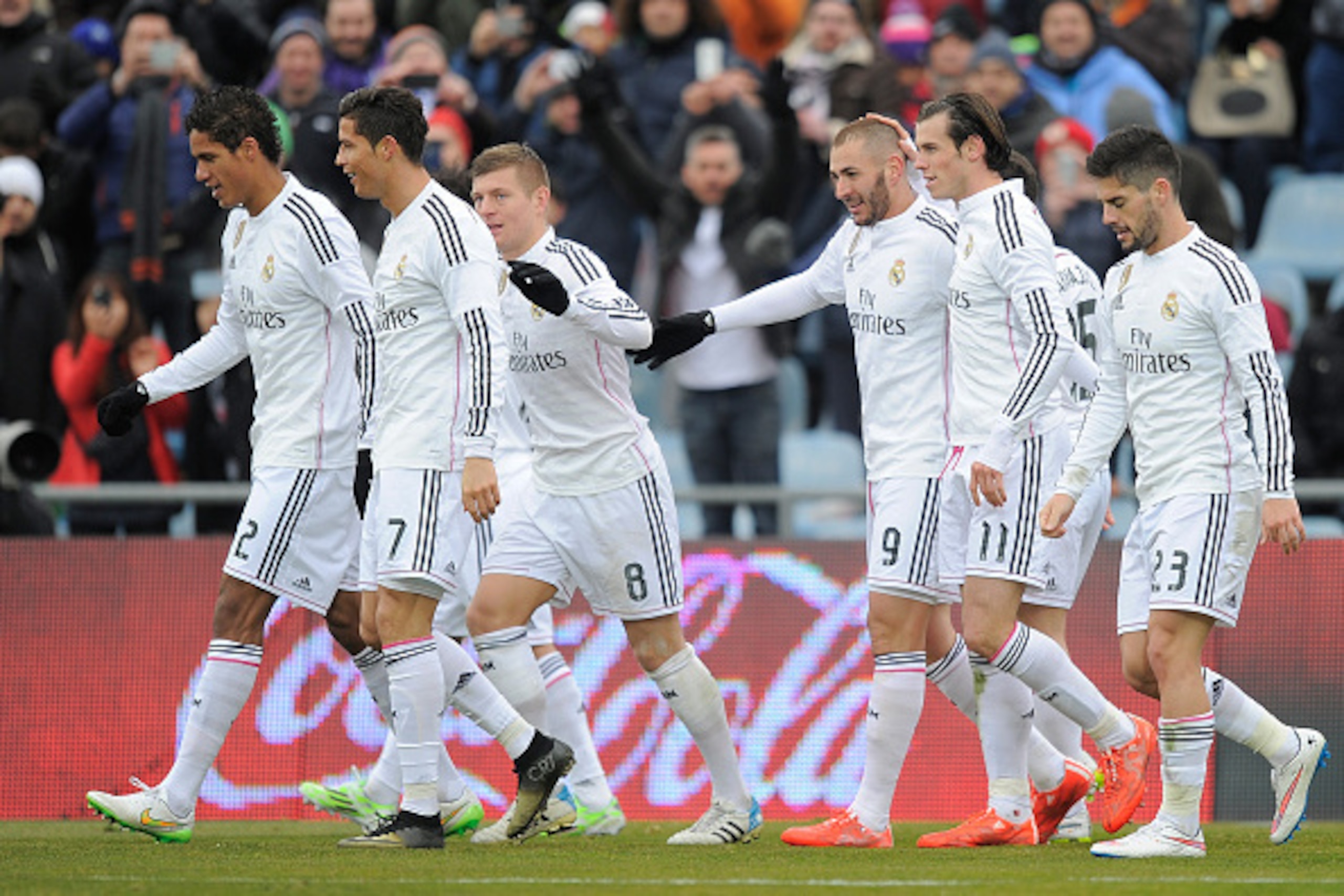 GETAFE, SPAIN - JANUARY 18:  Cristiano Ronaldo of Real Madrid celebrates after scoring his team's opening goal during the La Liga match between Getafe CF and Real Madrid CF at Coliseum Alfonso Perez stadium on January 18, 2015 in Getafe, Spain.  (Photo by